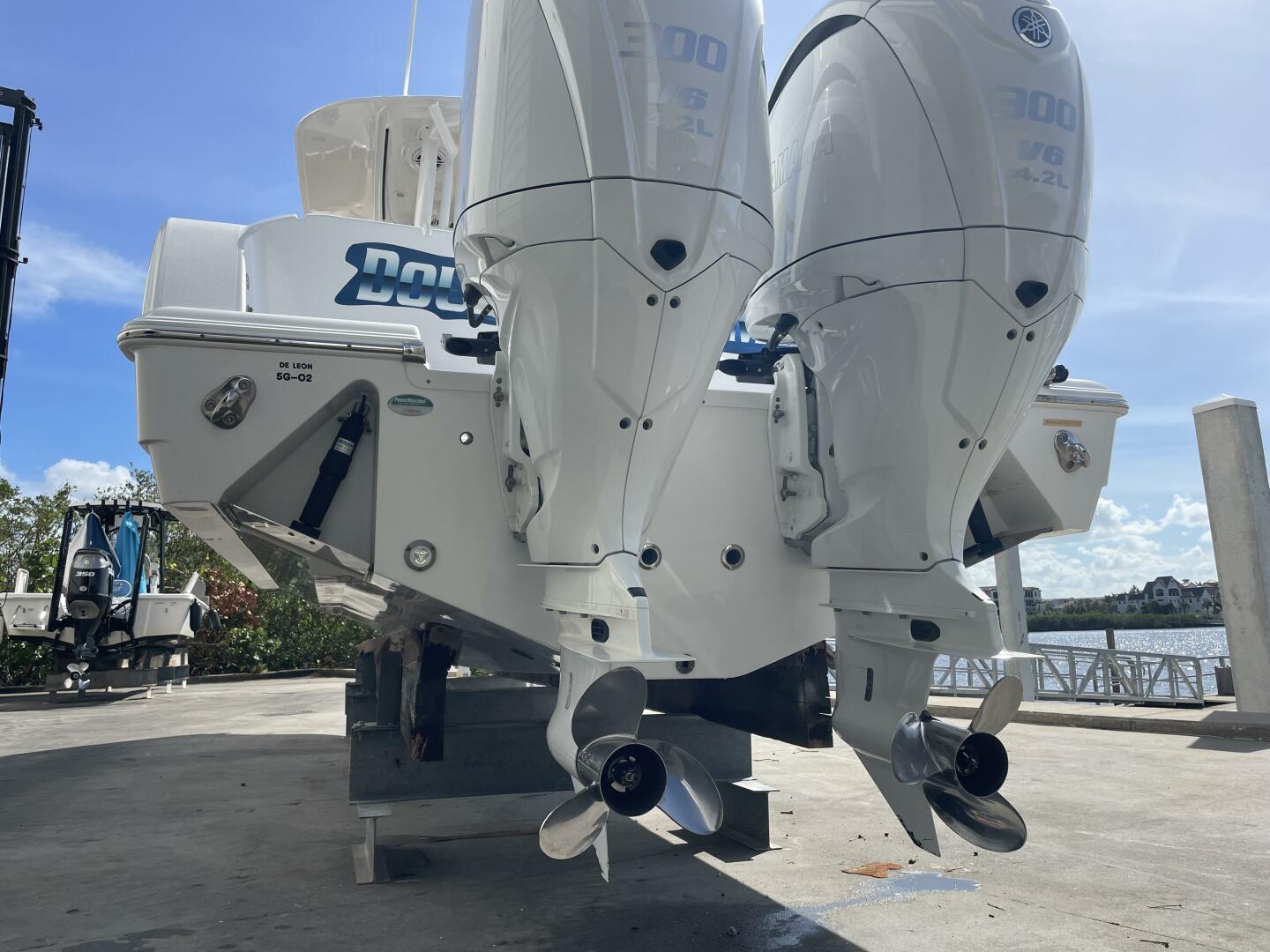 2021 Sportsman 302 OPEN-6