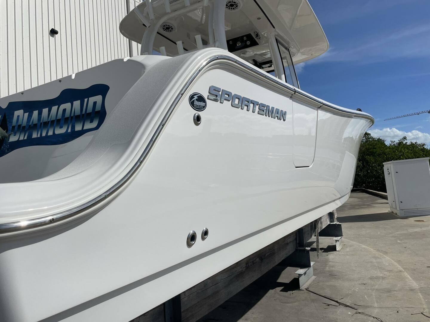 2021 Sportsman 302 OPEN-7