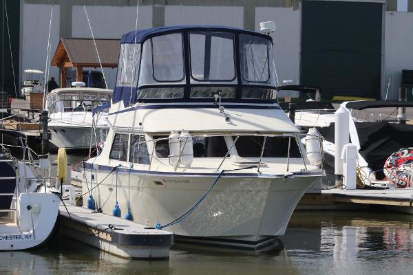 30' Tollycraft, Listing Number 100878754, - Photo No. 32