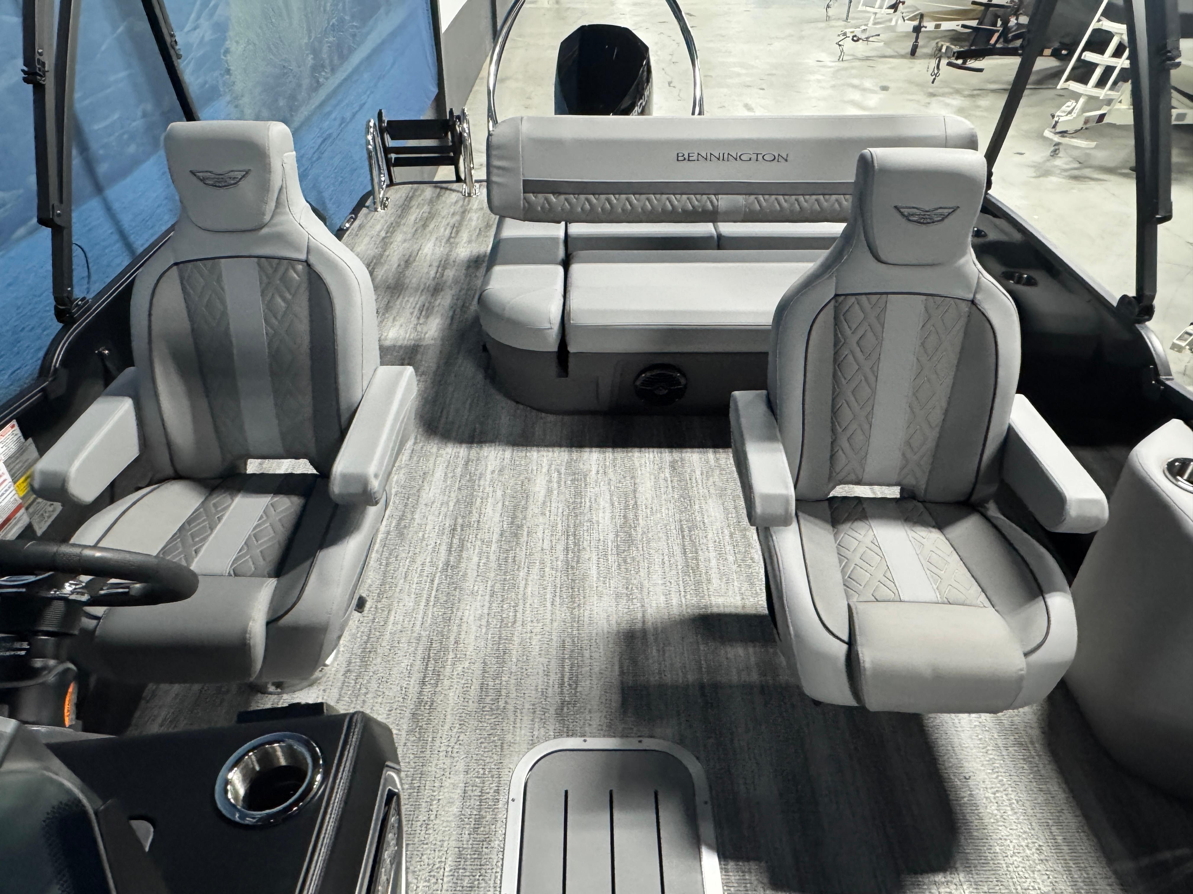 2025 Bennington 22 MSB #B2390K inventory image at Sun Country Marine Group, Irvine 2025 Bennington 22 MSB #B2390K inventory image at Sun Country Marine Group, Irvine
