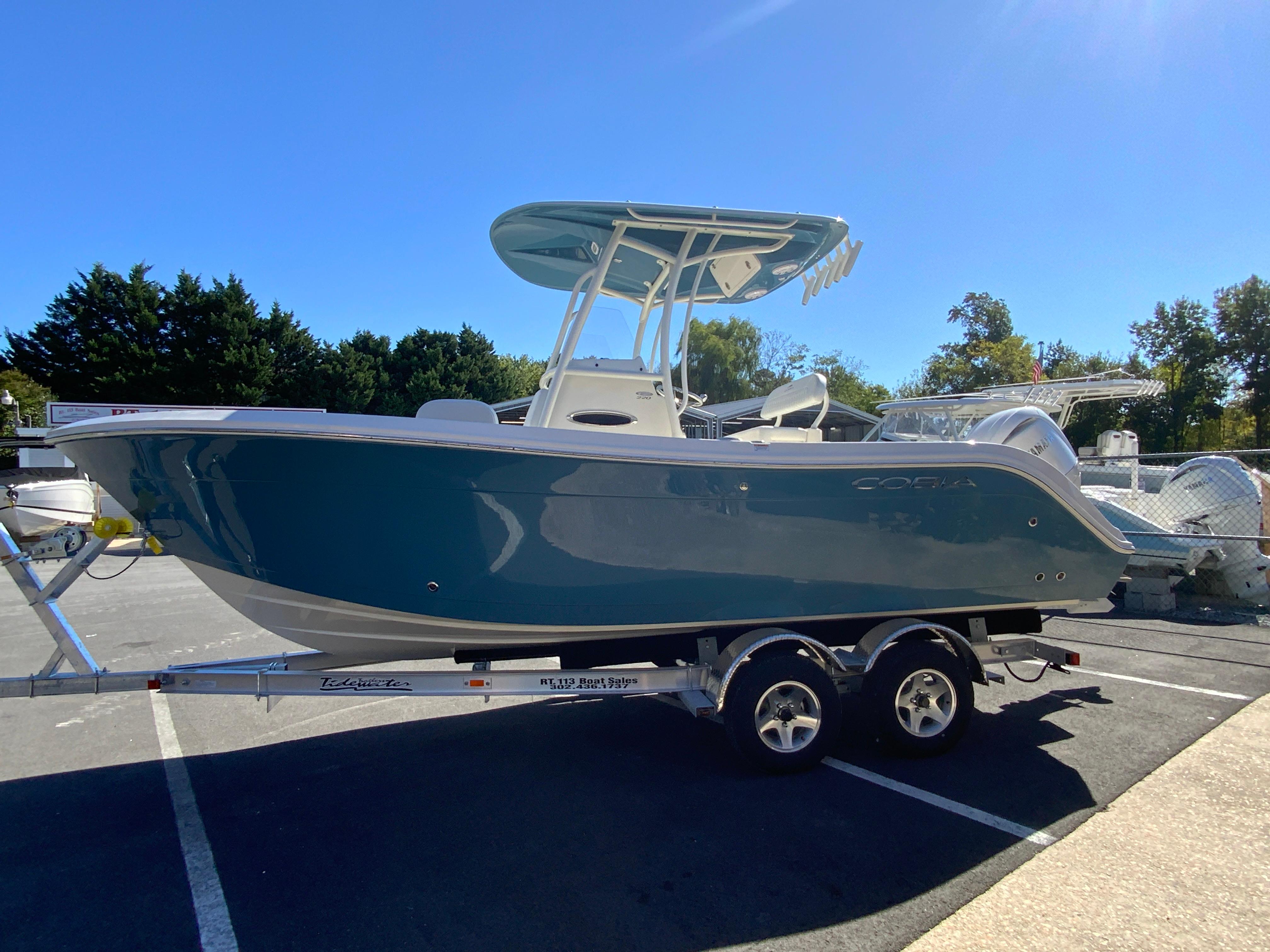 2025 Cobia 220 Center Console-5