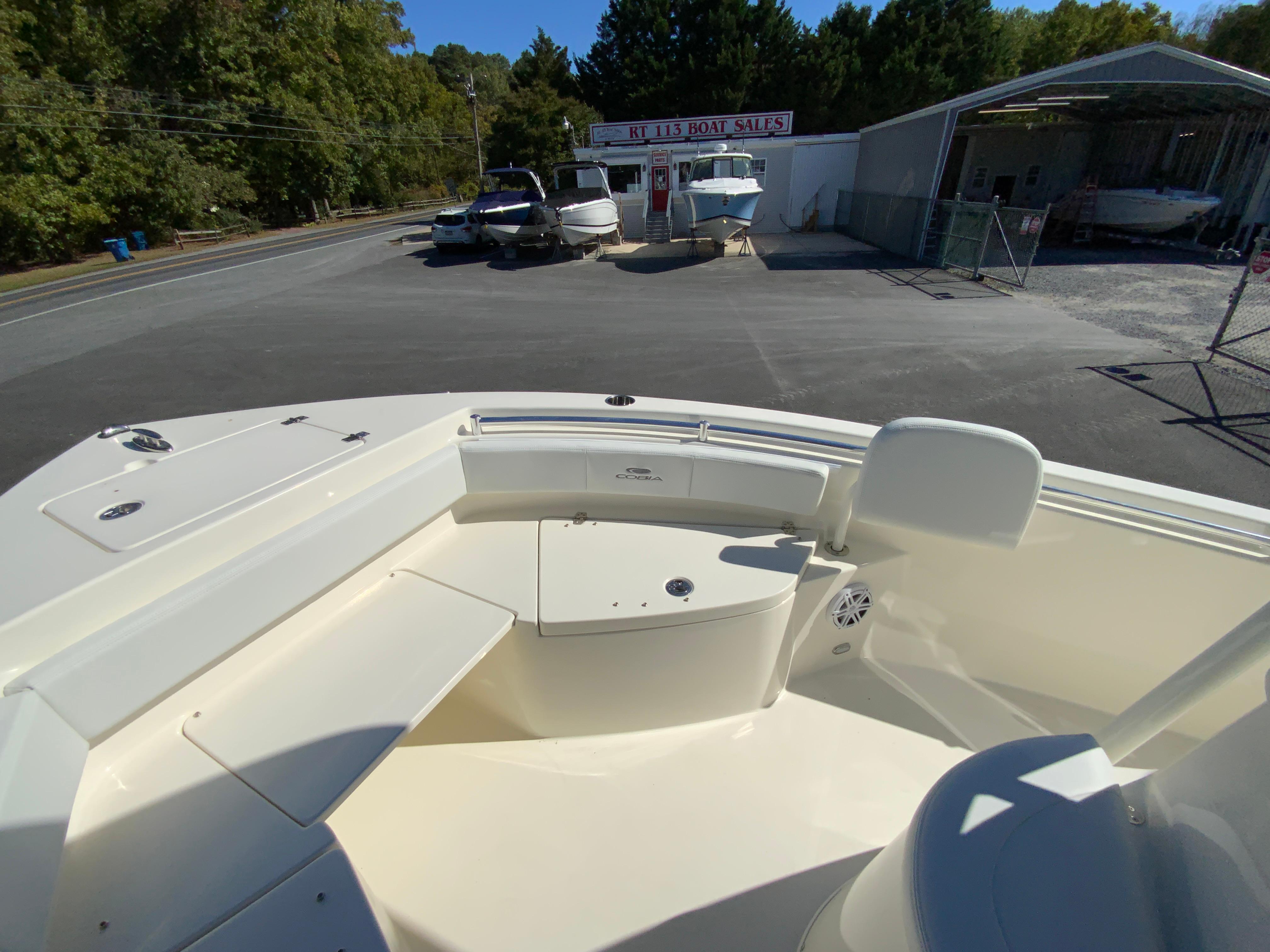 2025 Cobia 220 Center Console-11