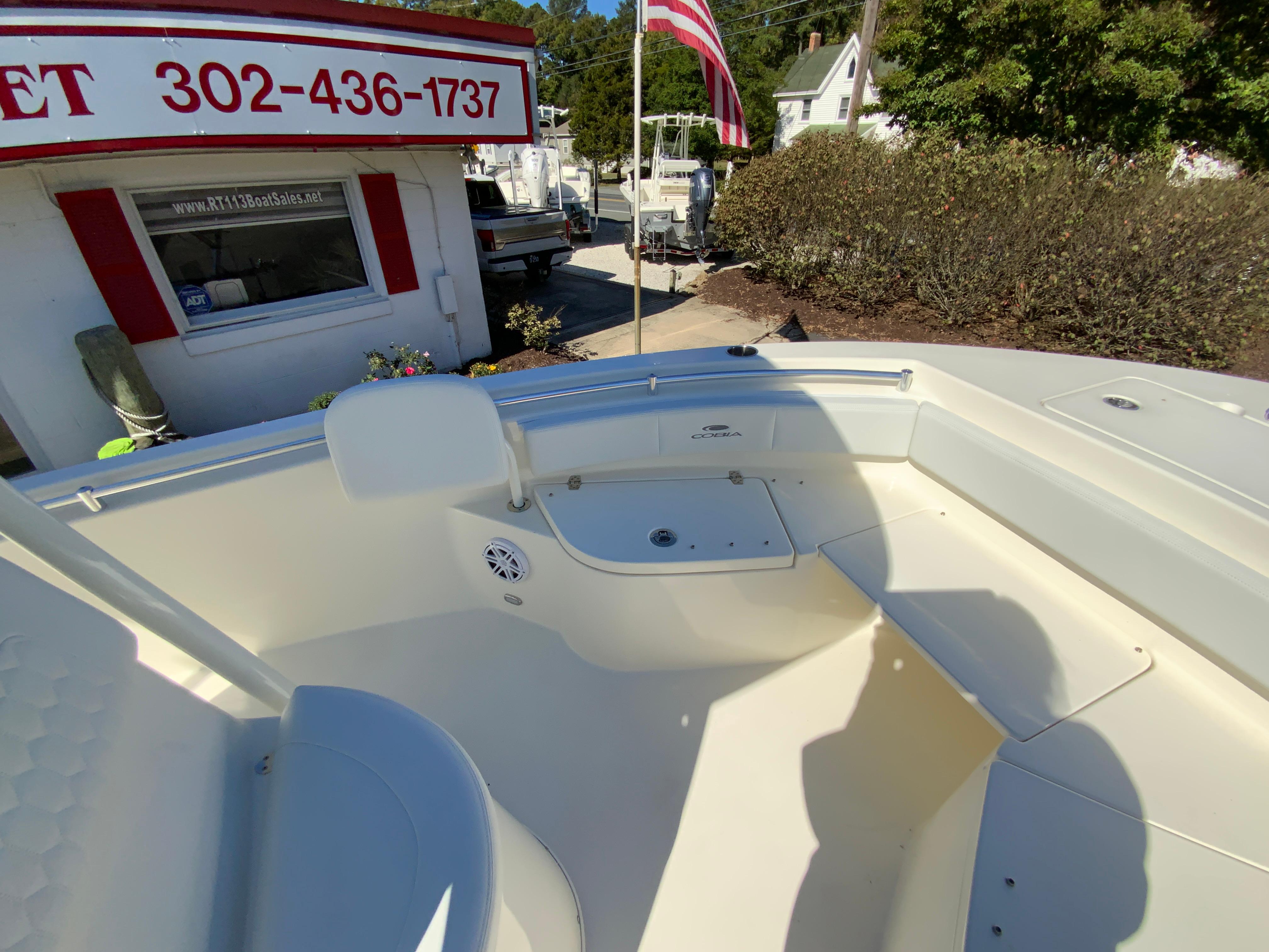 2025 Cobia 220 Center Console-14