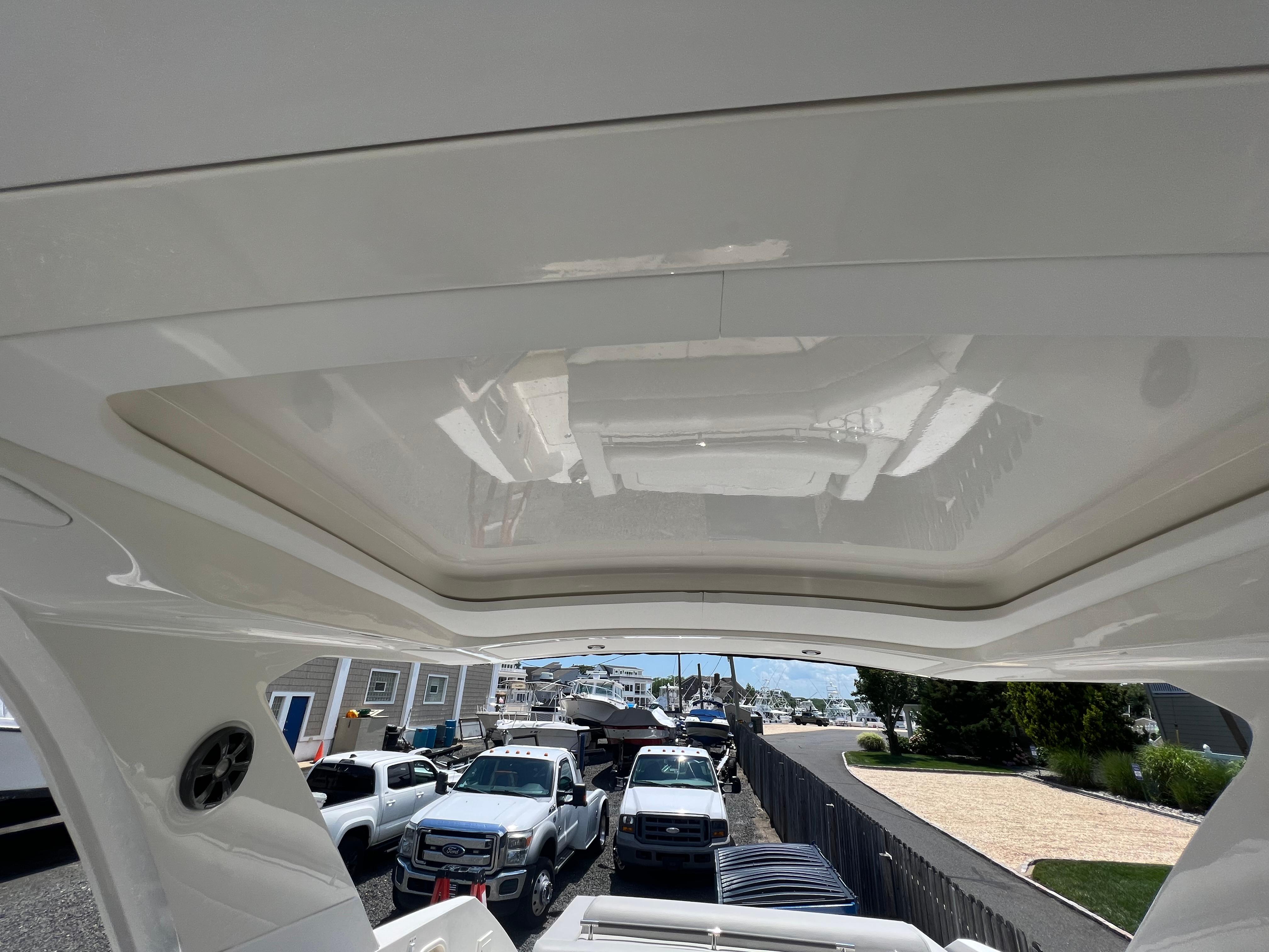 2022-sea-ray-slx-310-power-9684202-20250622094916184-1
