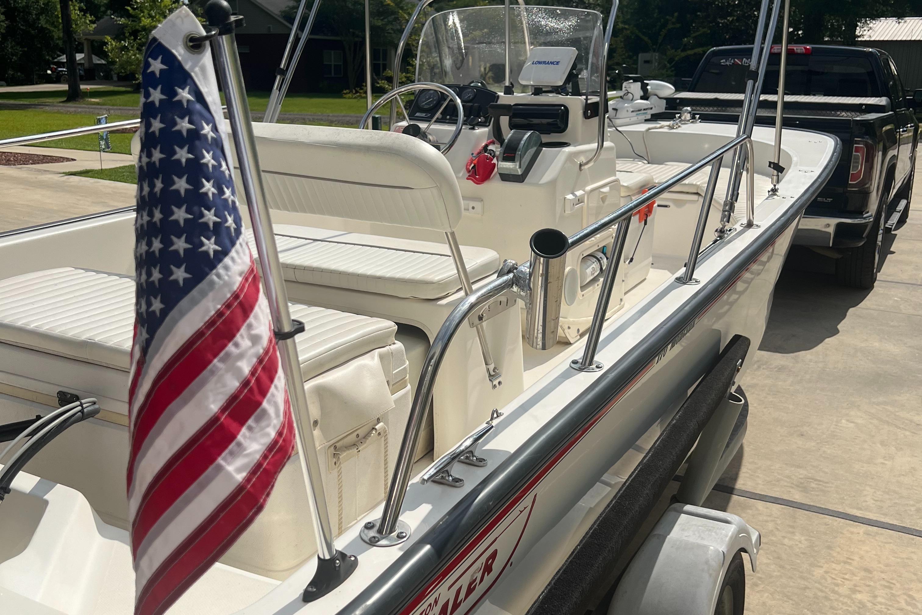 2005 Boston Whaler 17 Montauk