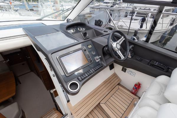 Princess Motor Yacht Sales - Used Princess V39