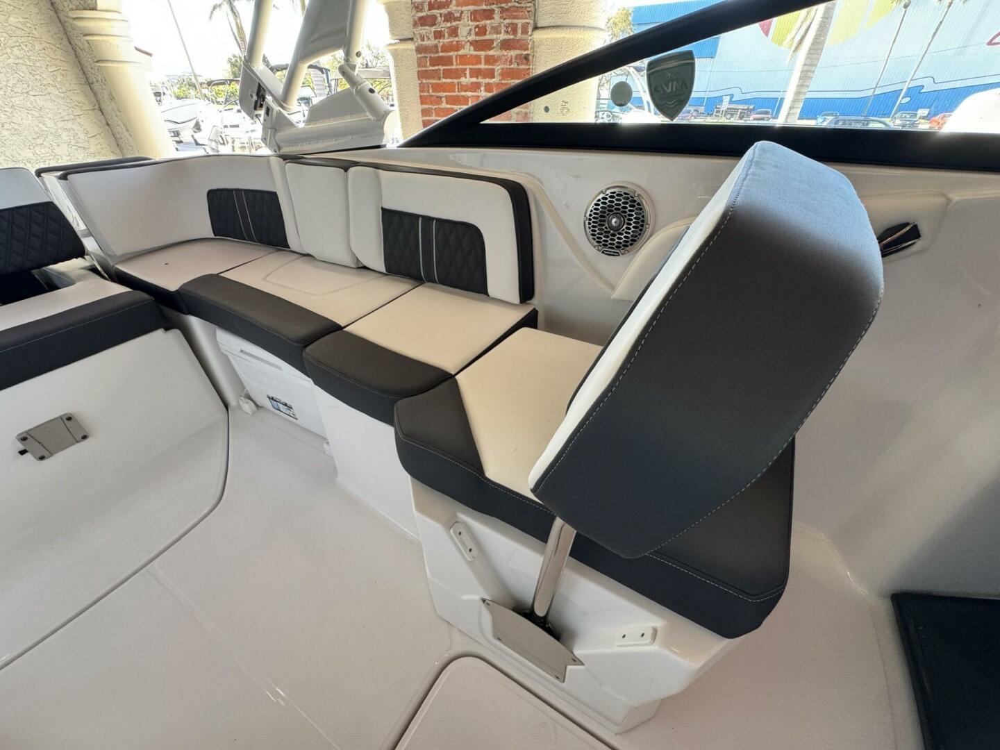 2024 Monterey M-65-13