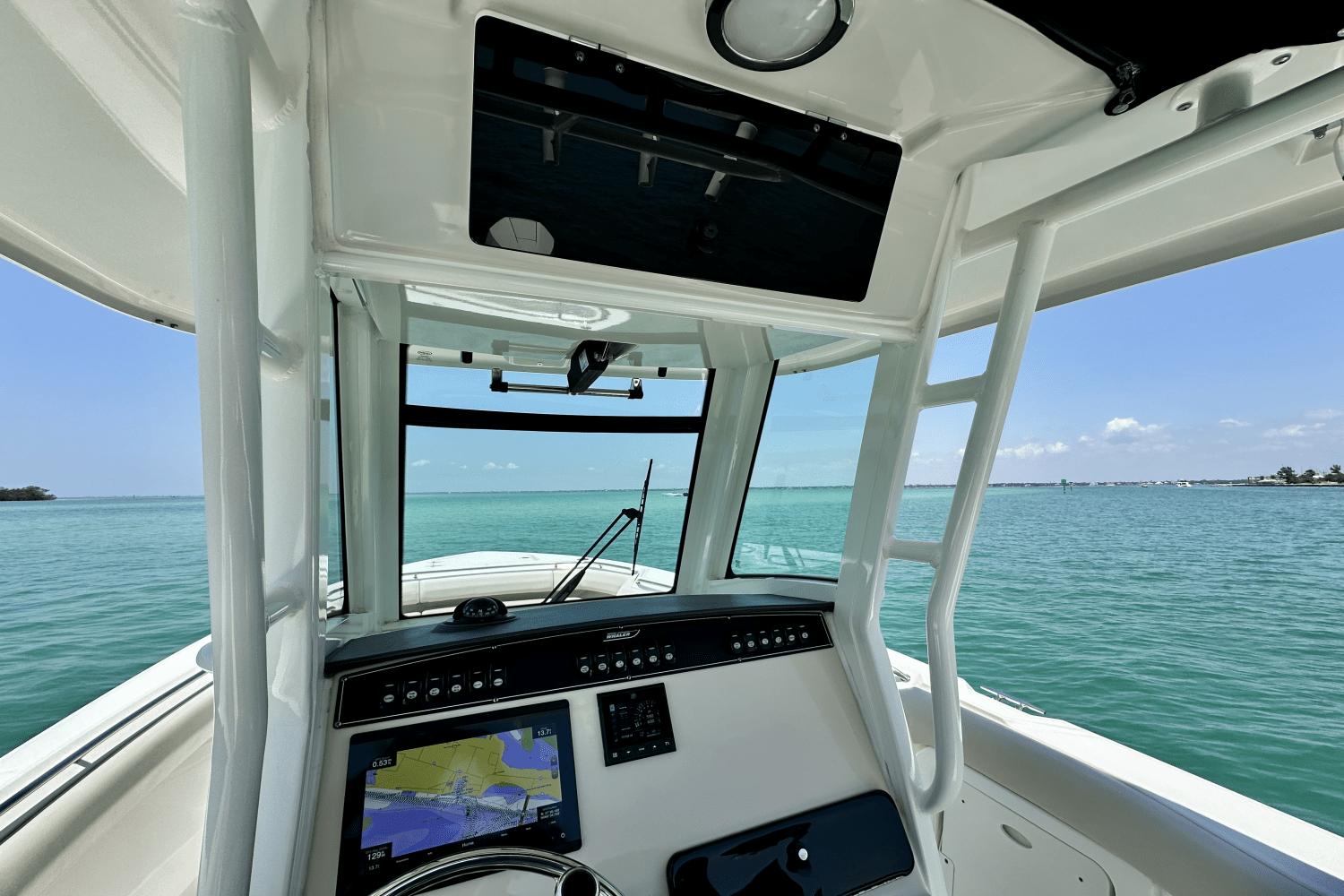 2020-boston-whaler-280-outrage-power-9794225-978346123-0-160520250834-41