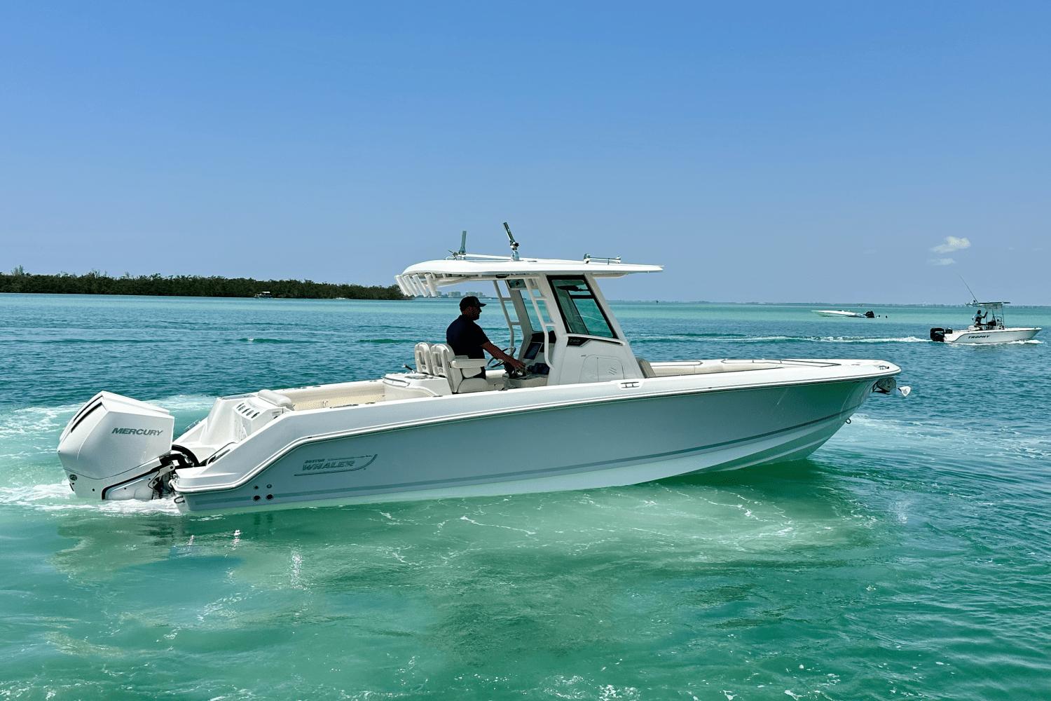 2020-boston-whaler-280-outrage-power-9794225-978346141-0-160520250834-15
