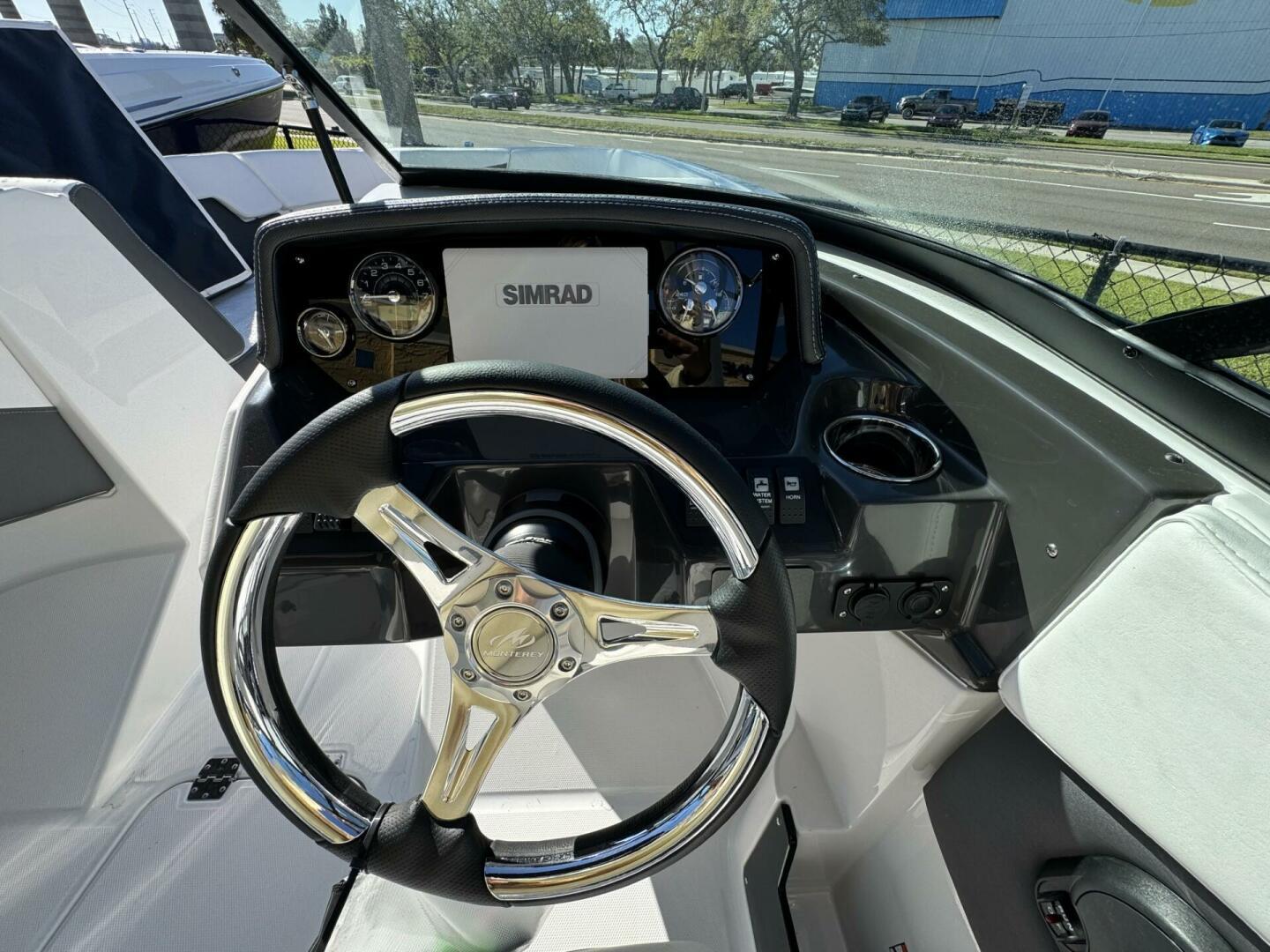 2024 Monterey M225-11