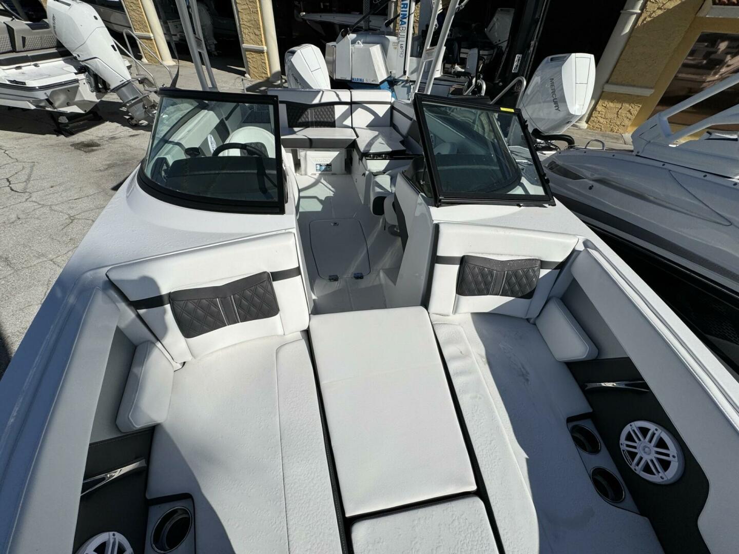 2024 Monterey M225-13