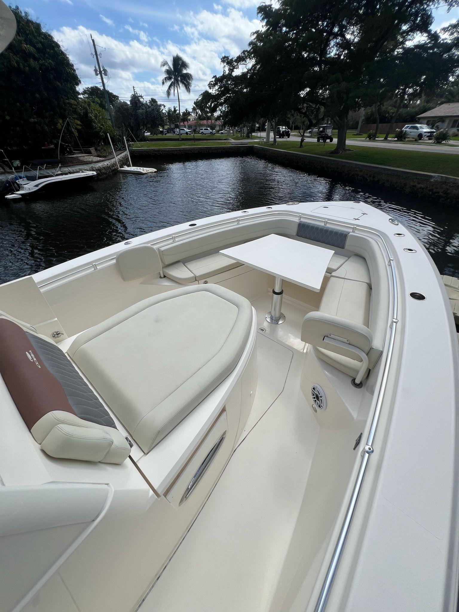 2020-cobia-350-power-9714229-20250313071819785-1_XLARGE