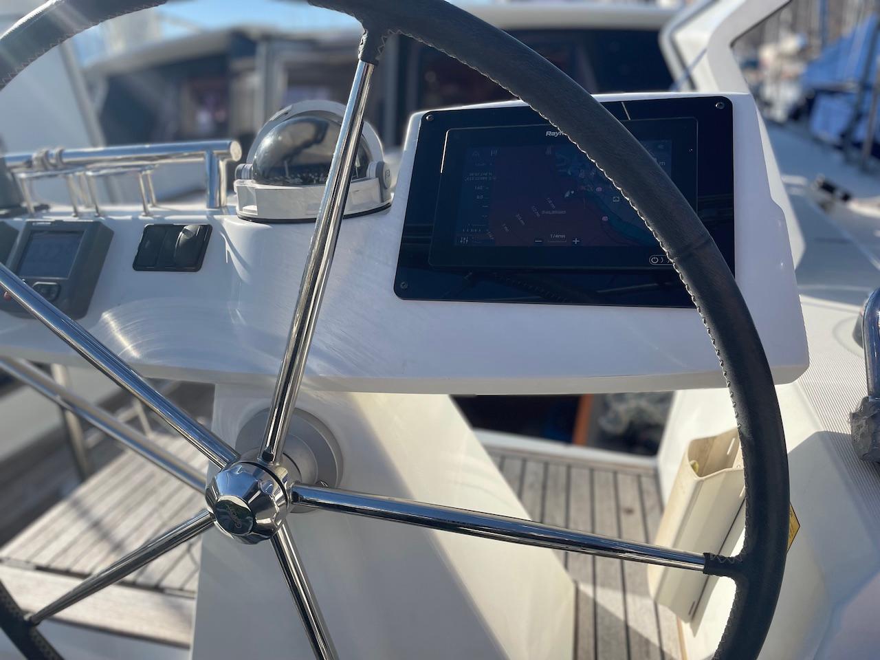 Yacht Photos Pics