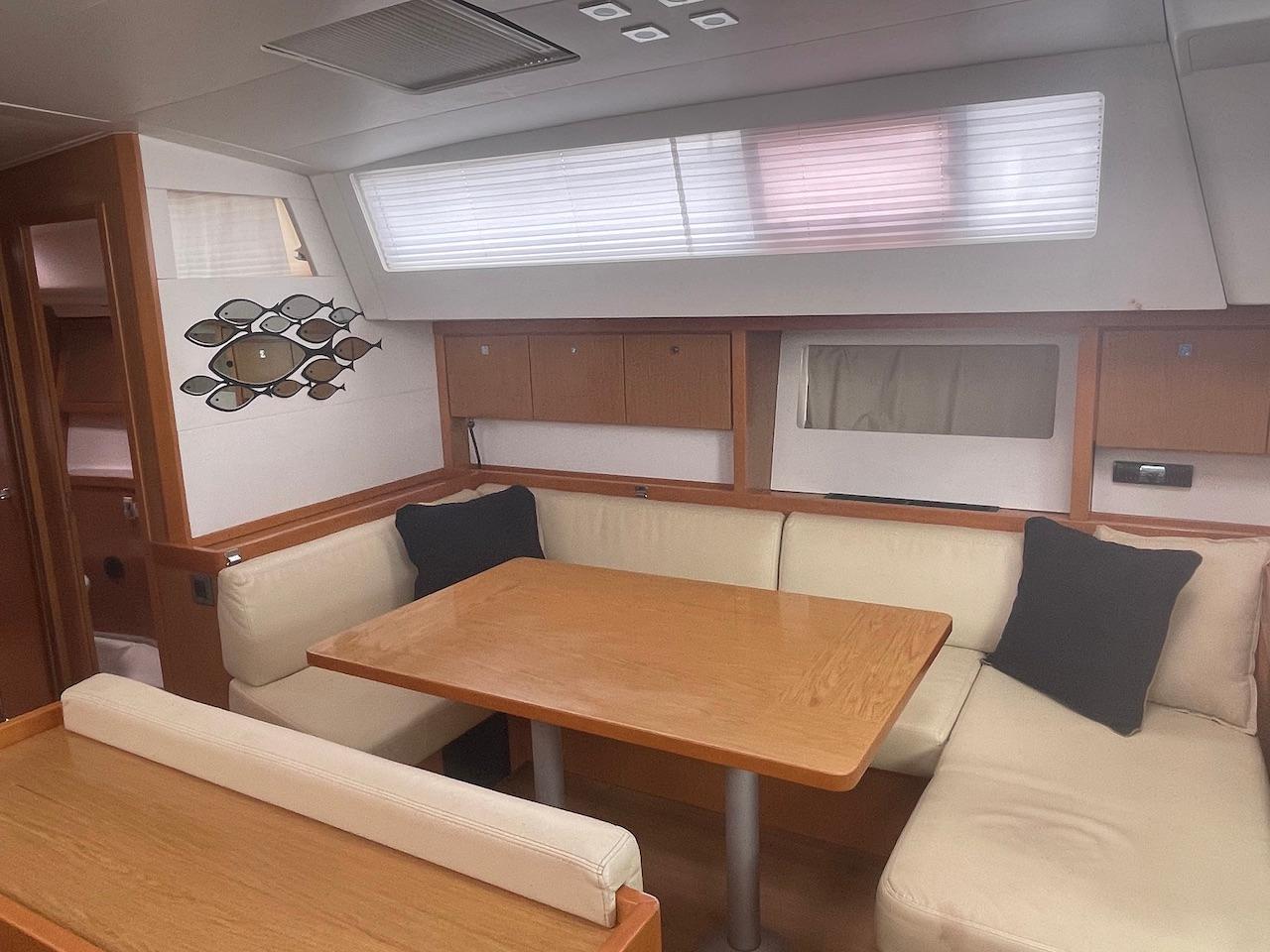 Yacht Photos Pics