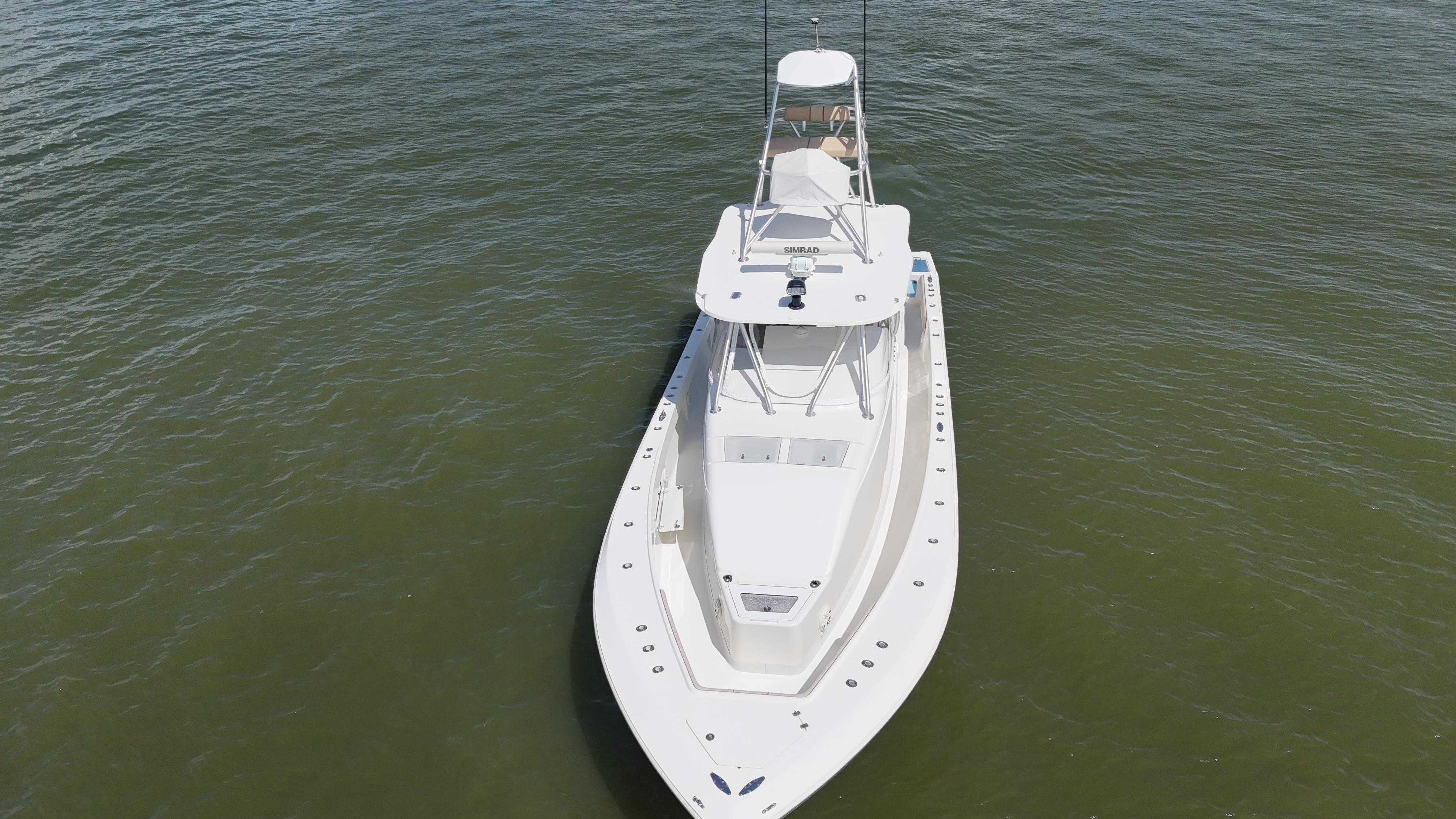 SeaVee-43 Fish-Around 2015-WOOOCREW TX-US-2015 SeaVee 43 Fish-Around boat on calm water, aerial view.-9824238 | Thumbnail