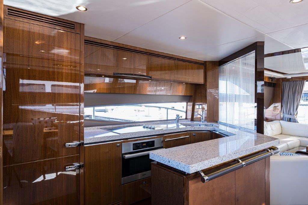 2015 Princess Flybridge 72 Motor Yacht