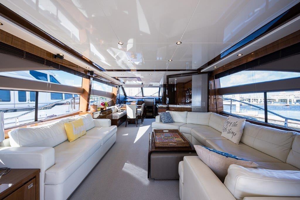 2015 Princess Flybridge 72 Motor Yacht