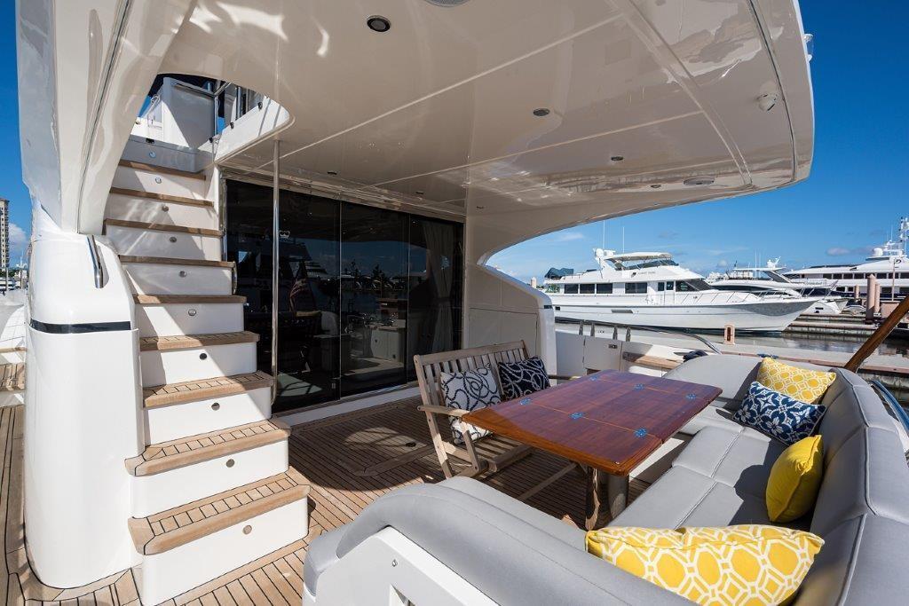 2015 Princess Flybridge 72 Motor Yacht