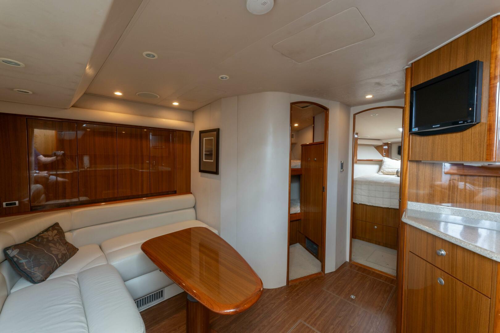 2009 Viking 45 
