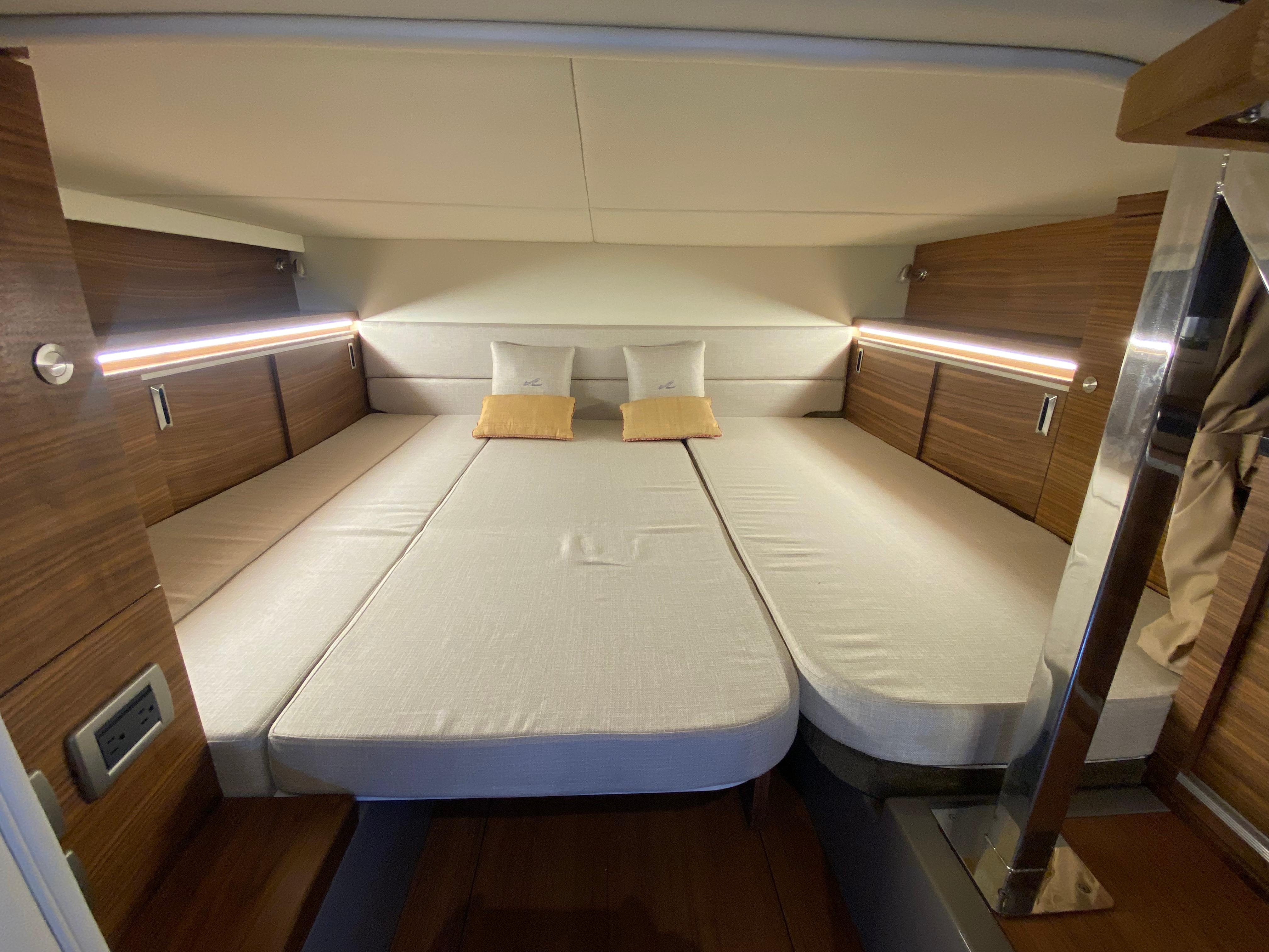 Sea Ray-Sundancer 320 2022-2022 Sea Ray 320 Sundancer FL-US-9174242 | Thumbnail