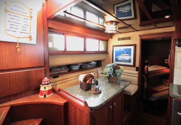 54' Hatteras, Listing Number 100915656, - Photo No. 8