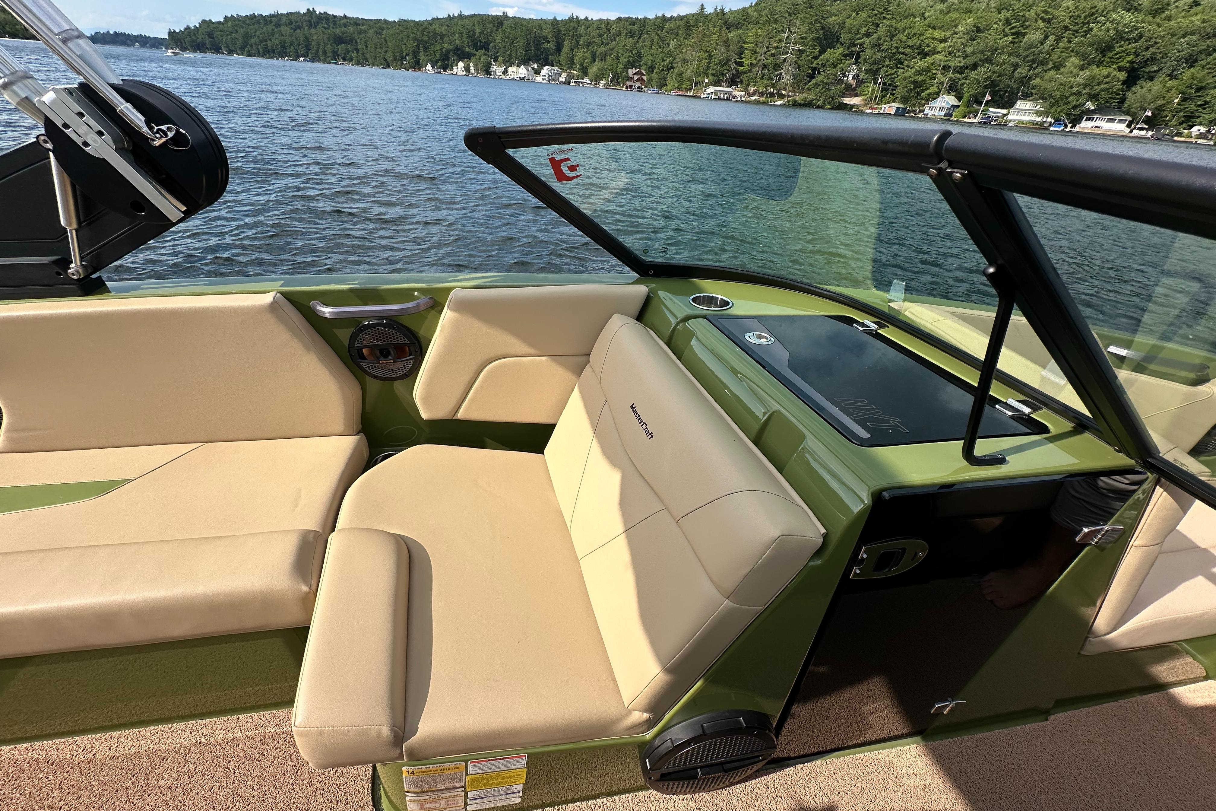 2023 MasterCraft NXT 22