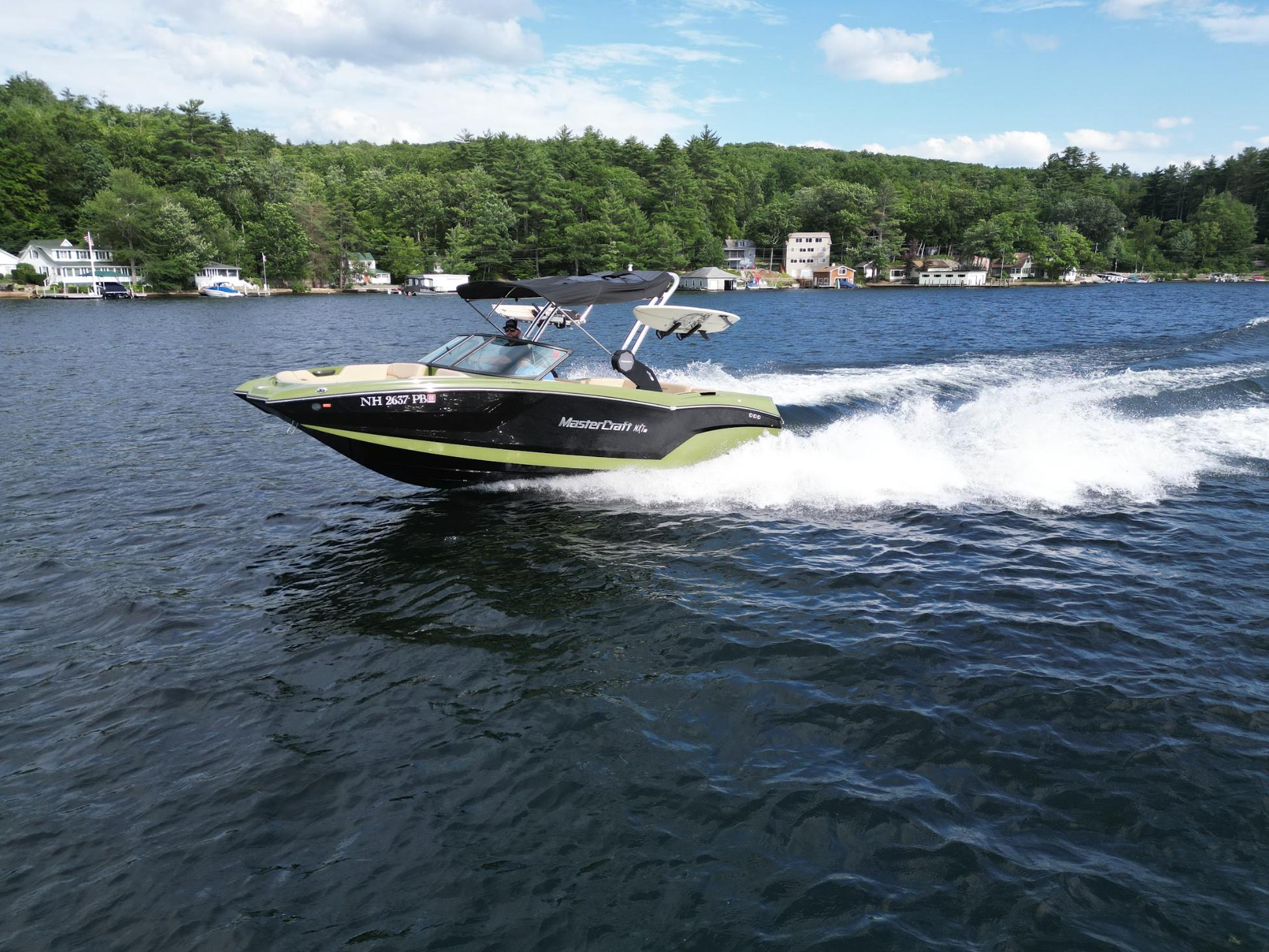 2023 MasterCraft NXT 22