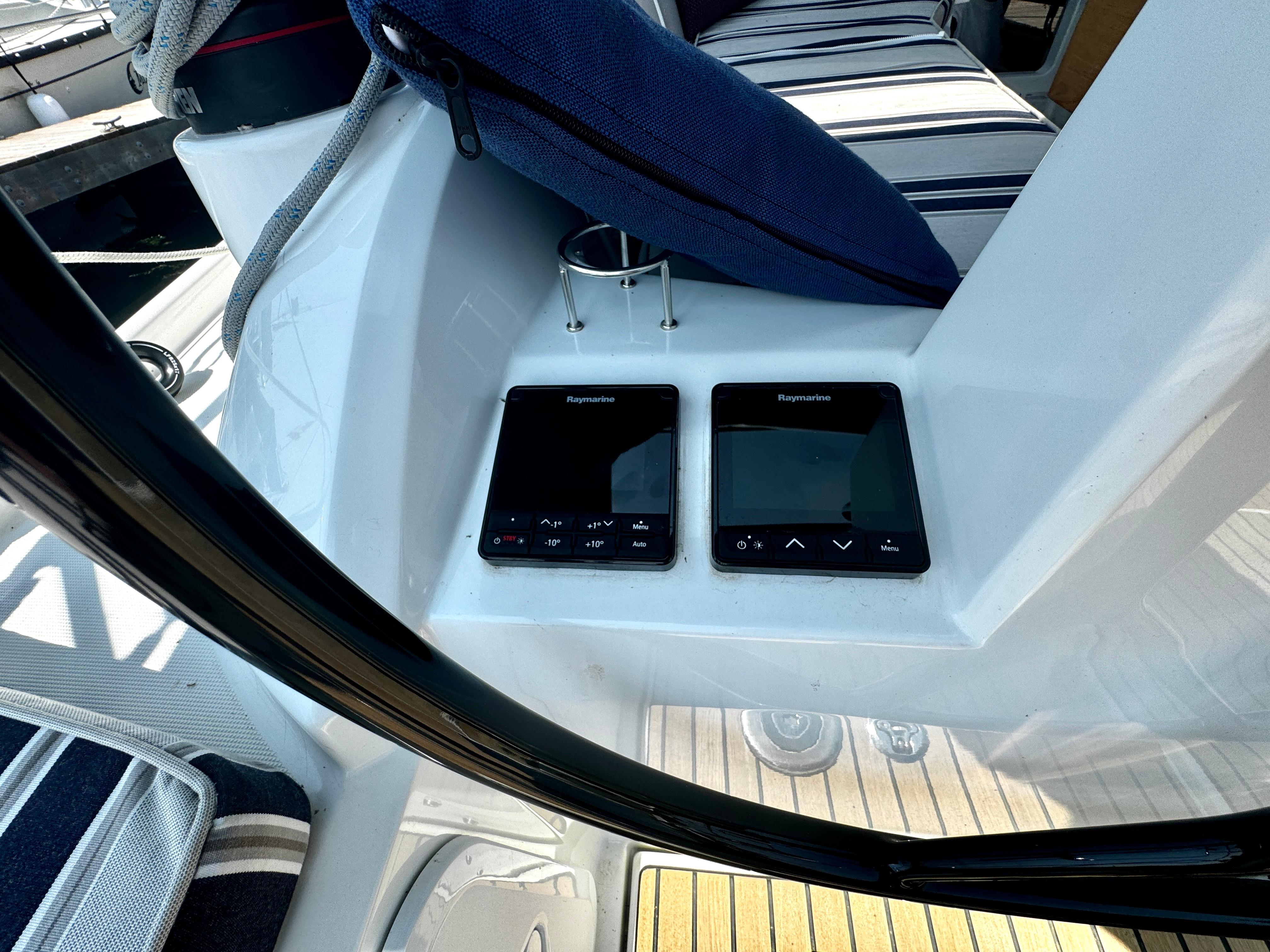 Yacht Photos Pics