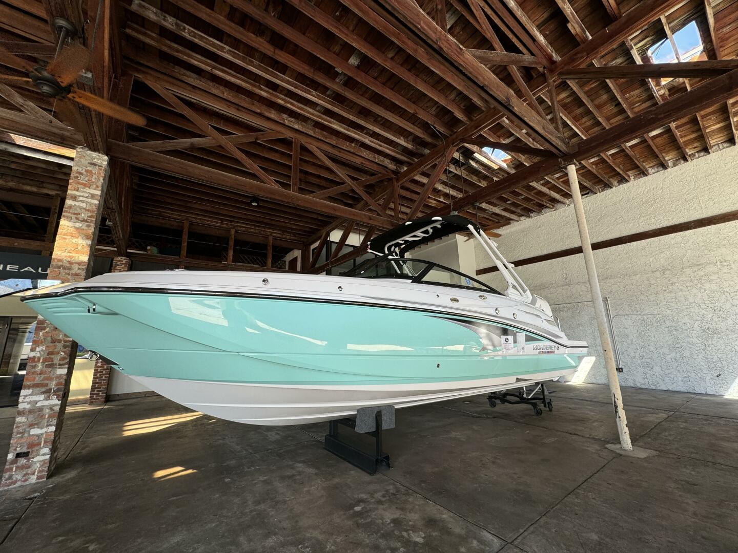 2024 Monterey M-65-2