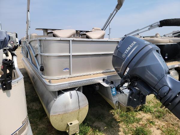 2015 Godfrey Pontoon boat for sale, model of the boat is Sweetwater Premium Edition & Image # 4 of 18