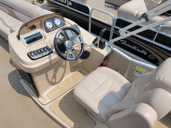 2015 Godfrey Pontoon boat for sale, model of the boat is Sweetwater Premium Edition & Image # 14 of 18