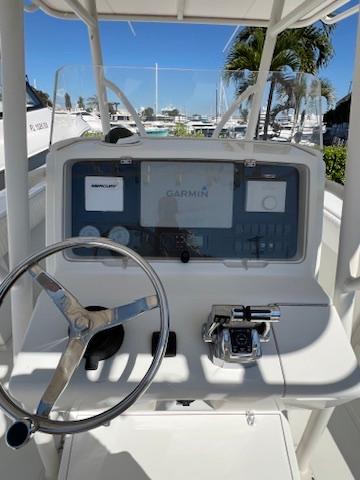 2006-jupiter-31-center-console-power-9724255-20250321123445413-1_XLARGE