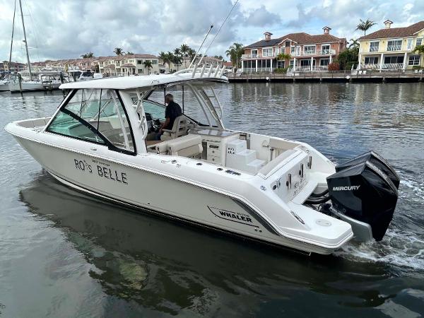 32' Boston Whaler, Listing Number 100914591, - Photo No. 36
