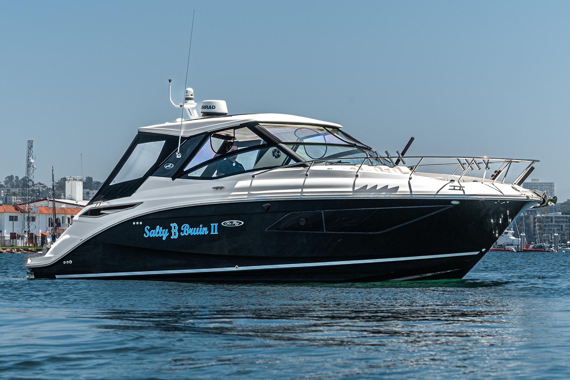 2019 Sea Ray 320 Sundancer #TBRM1117G inventory image at Sun Country Marine Group, San Diego Harbor Island 2019 Sea Ray 320 Sundancer #TBRM1117G inventory image at Sun Country Marine Group, San Diego Harbor Island