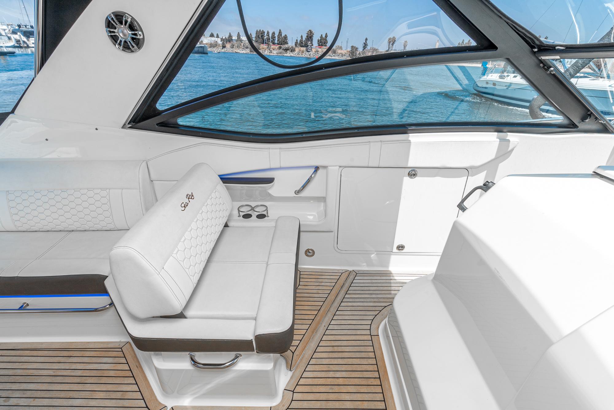 2019 Sea Ray 320 Sundancer #TBRM1117G inventory image at Sun Country Marine Group, San Diego Harbor Island 2019 Sea Ray 320 Sundancer #TBRM1117G inventory image at Sun Country Marine Group, San Diego Harbor Island