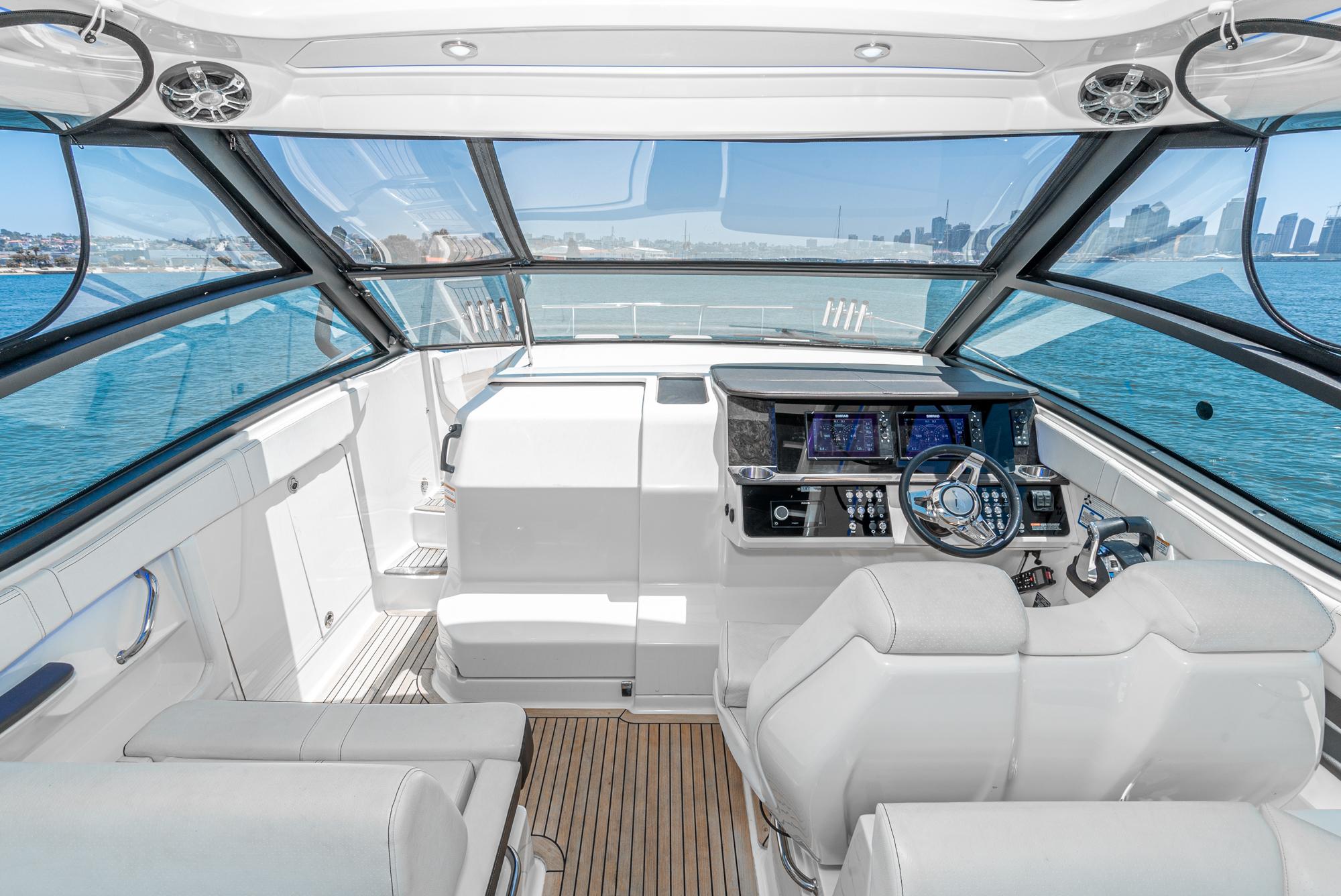 2019 Sea Ray 320 Sundancer #TBRM1117G inventory image at Sun Country Marine Group, San Diego Harbor Island 2019 Sea Ray 320 Sundancer #TBRM1117G inventory image at Sun Country Marine Group, San Diego Harbor Island