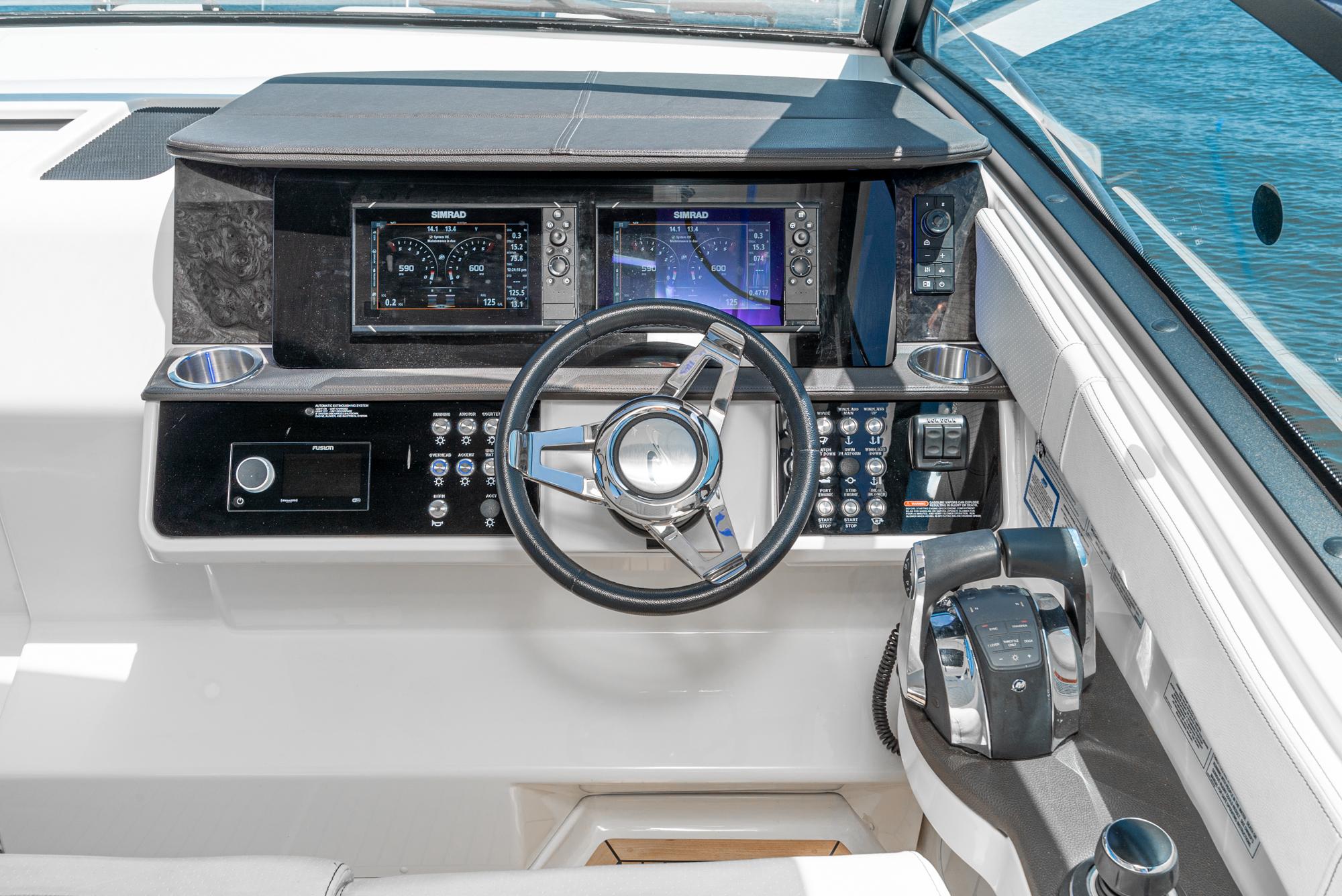 2019 Sea Ray 320 Sundancer #TBRM1117G inventory image at Sun Country Marine Group, San Diego Harbor Island 2019 Sea Ray 320 Sundancer #TBRM1117G inventory image at Sun Country Marine Group, San Diego Harbor Island