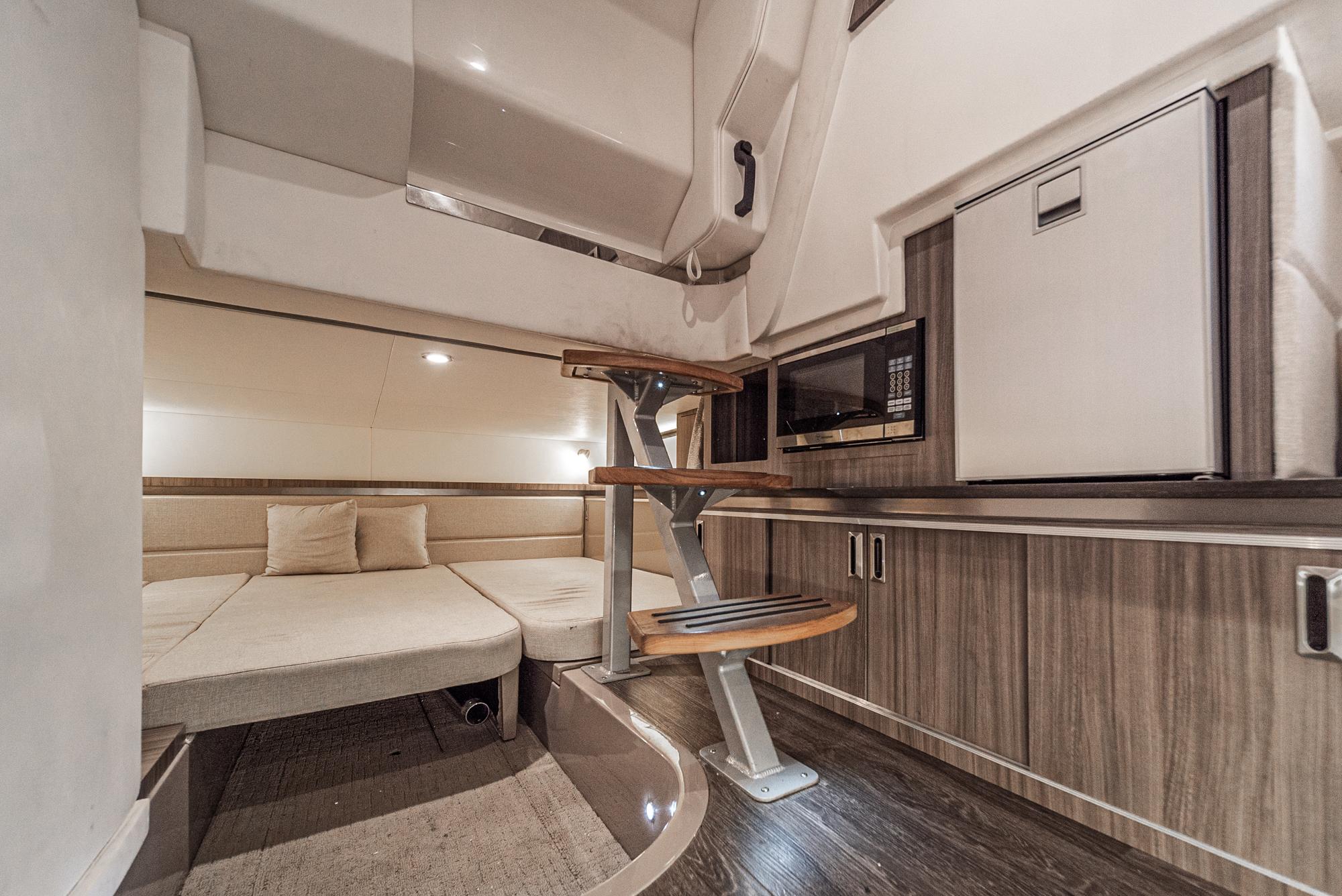 2019 Sea Ray 320 Sundancer #TBRM1117G inventory image at Sun Country Marine Group, San Diego Harbor Island 2019 Sea Ray 320 Sundancer #TBRM1117G inventory image at Sun Country Marine Group, San Diego Harbor Island