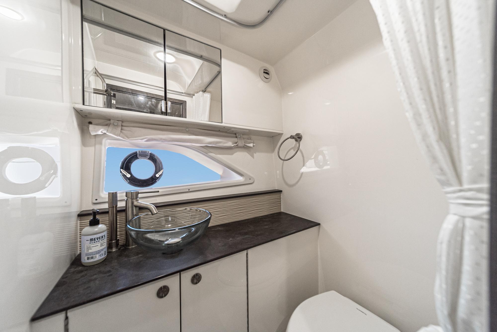 2019 Sea Ray 320 Sundancer #TBRM1117G inventory image at Sun Country Marine Group, San Diego Harbor Island 2019 Sea Ray 320 Sundancer #TBRM1117G inventory image at Sun Country Marine Group, San Diego Harbor Island