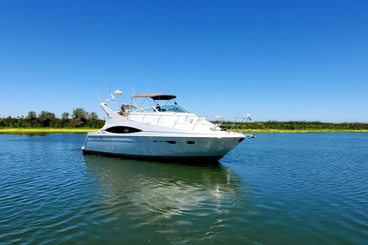 1998 Carver 350 Mariner