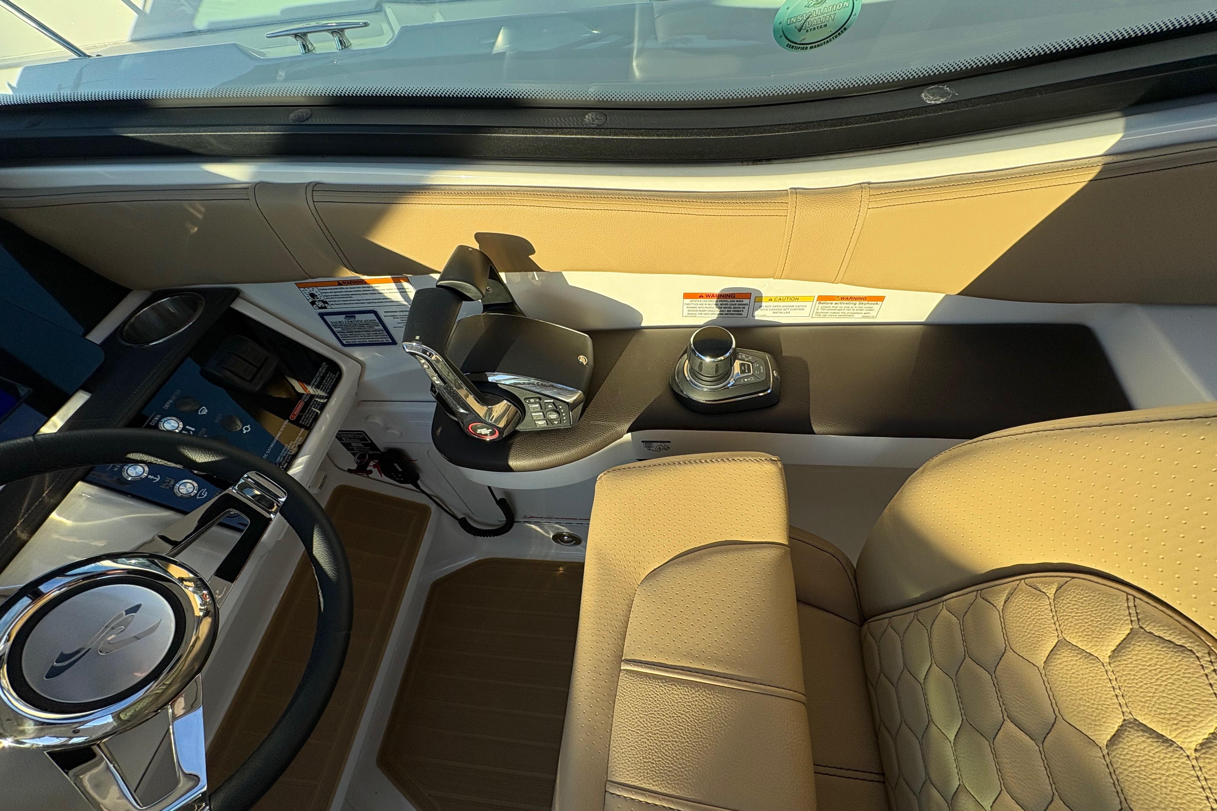 2026 Sea Ray Sundancer 320 Outboard #S1118F inventory image at Sun Country Marine Group, Newport Beach