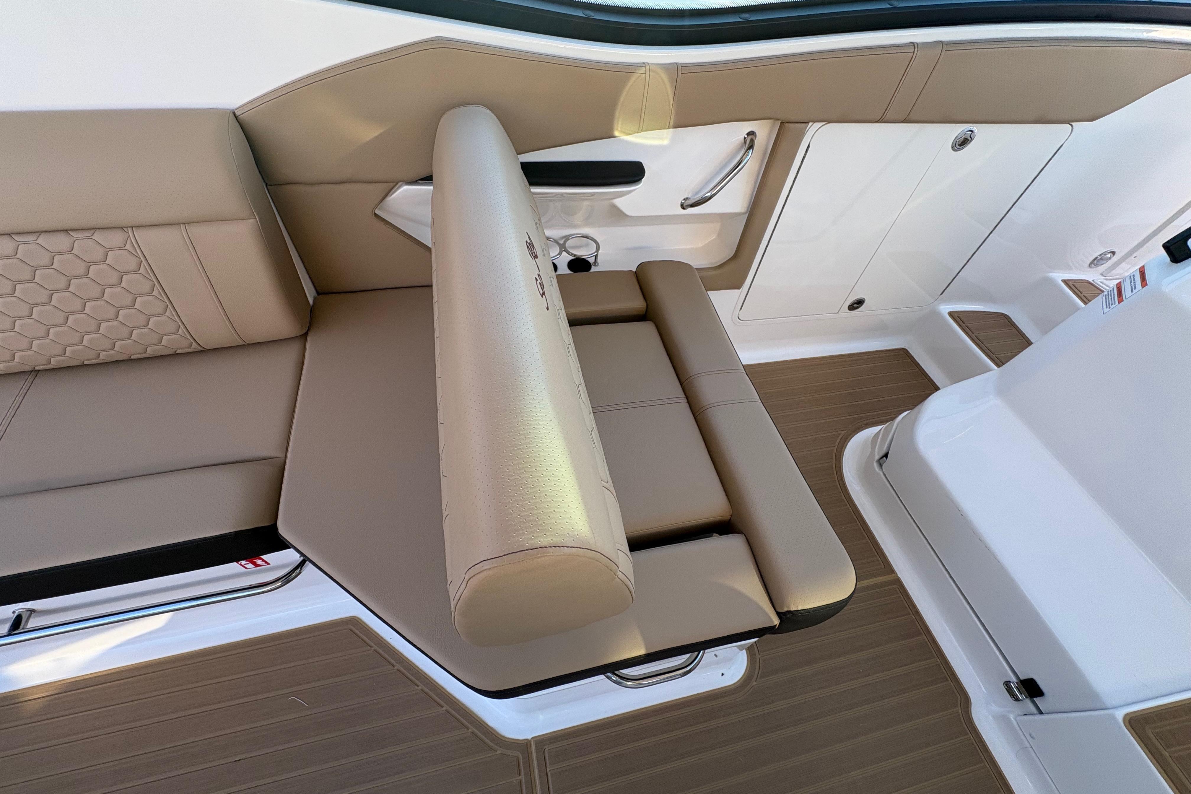 2026 Sea Ray Sundancer 320 Outboard #S1118F inventory image at Sun Country Marine Group, Newport Beach