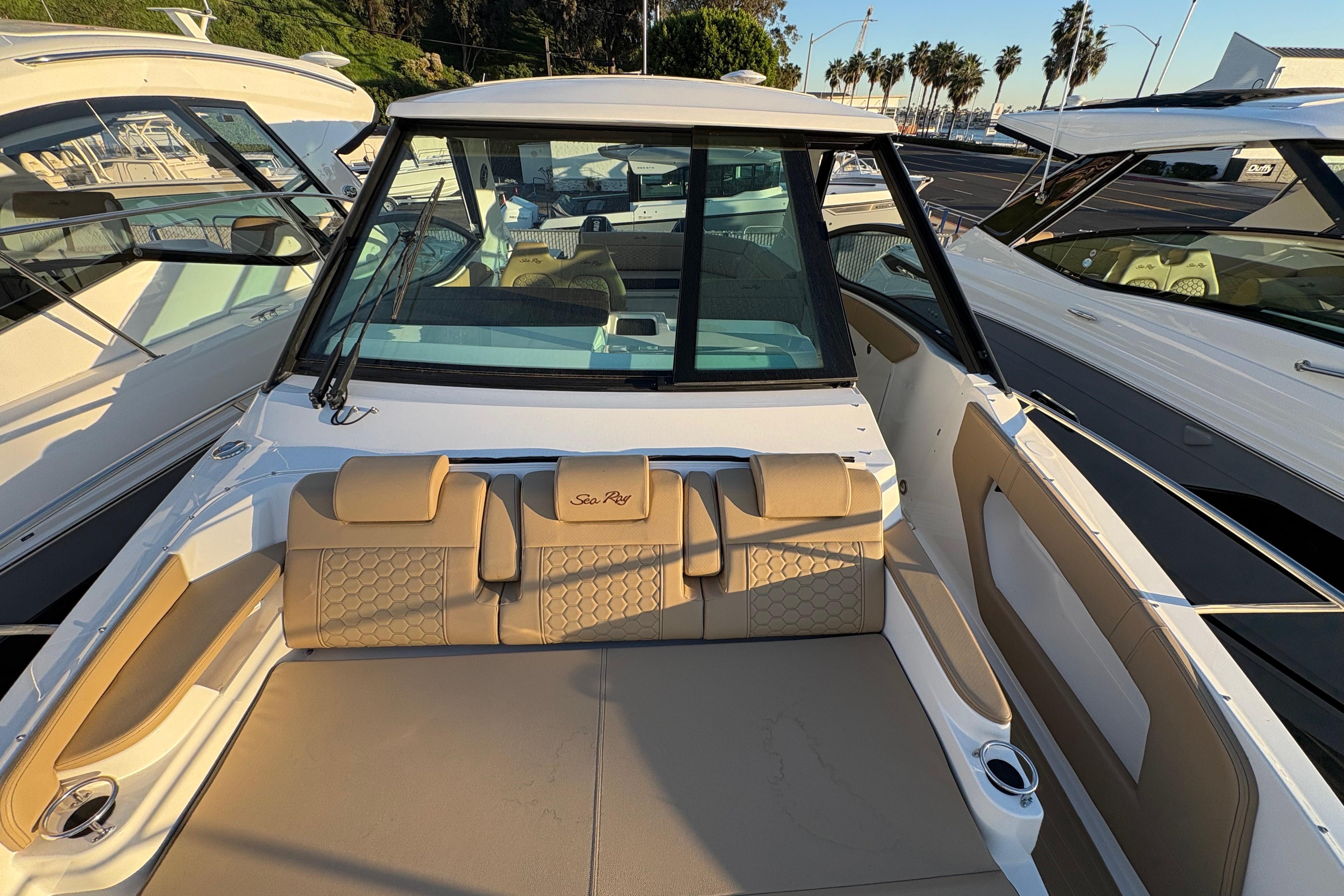 2026 Sea Ray Sundancer 320 Outboard #S1118F inventory image at Sun Country Marine Group, Newport Beach