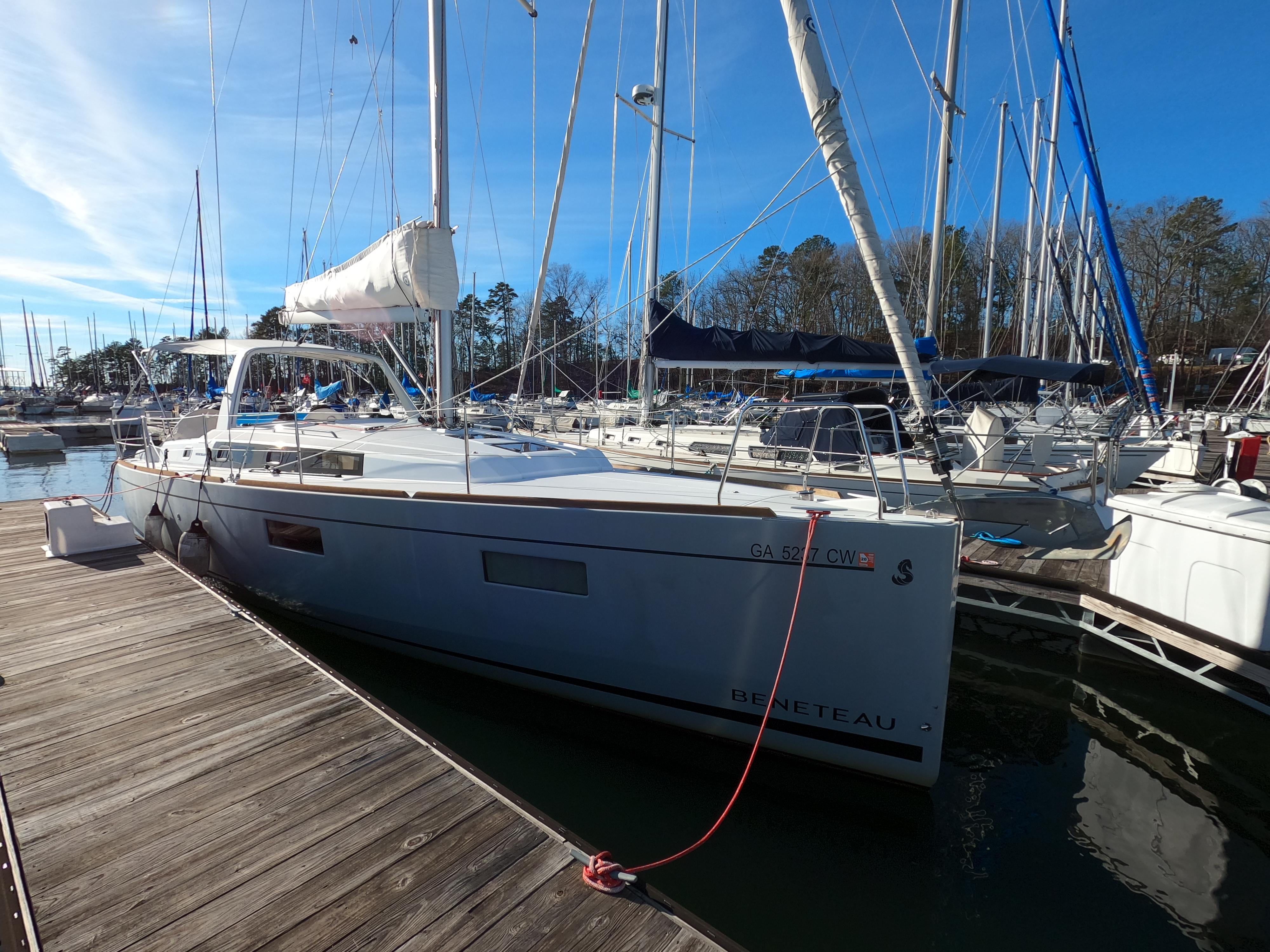 38' Beneteau 2021