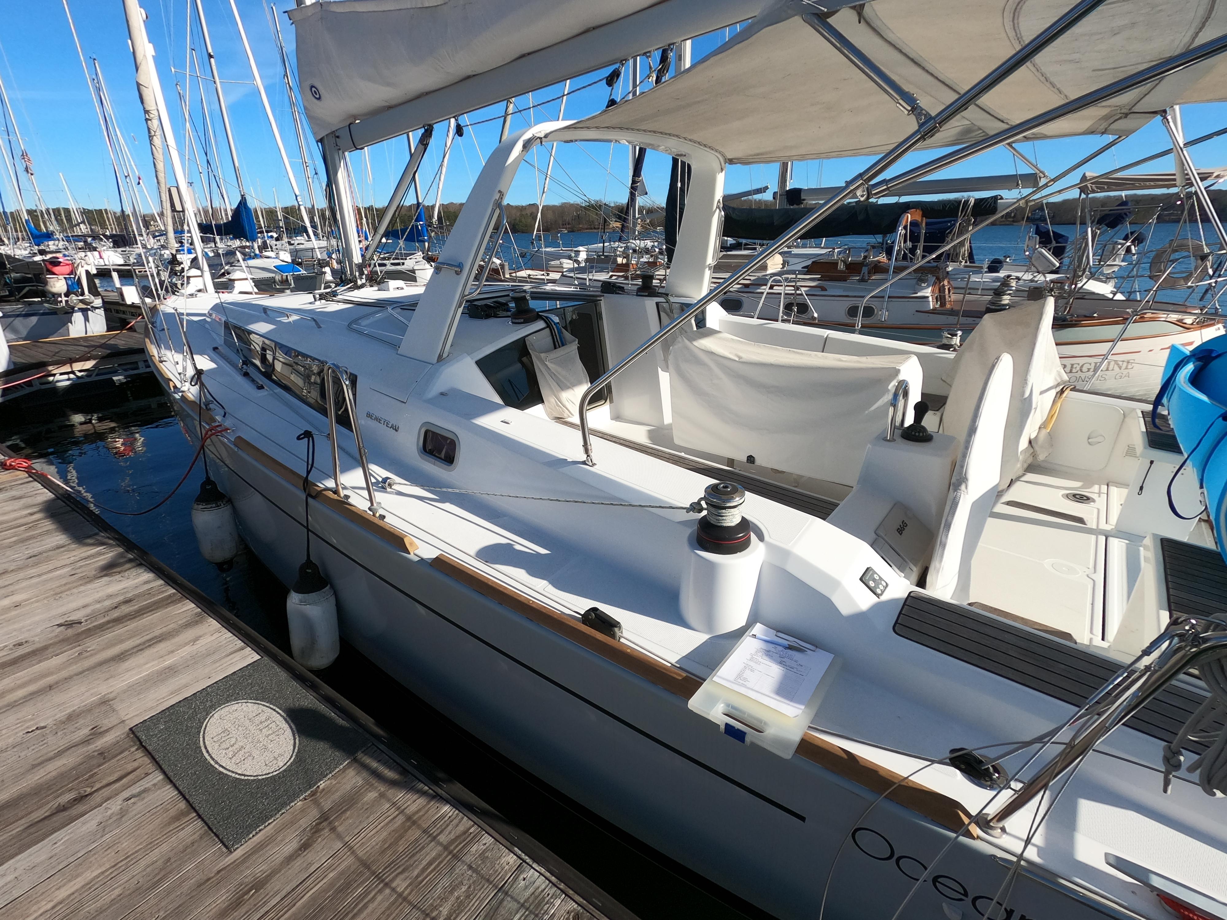 Yacht Photos Pics