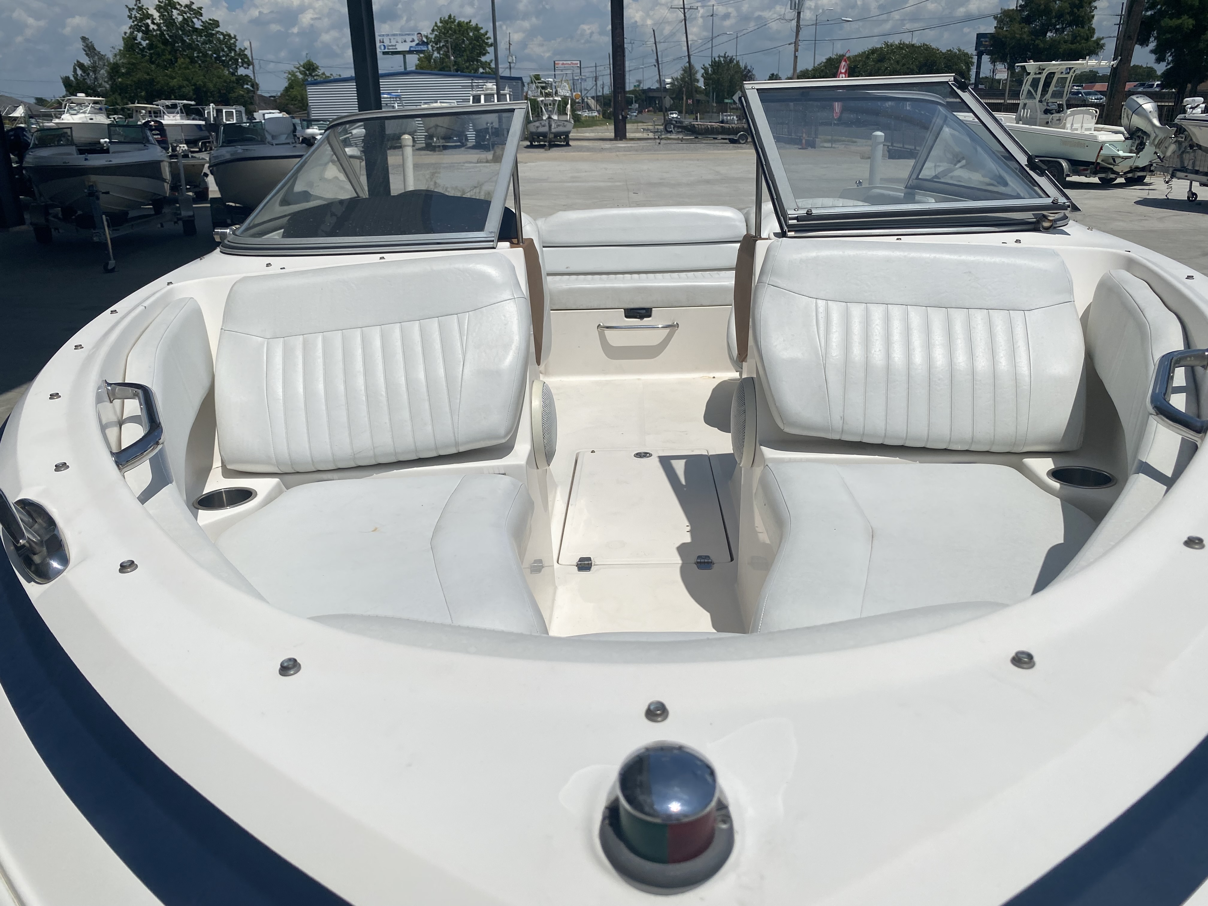 2007 Regal boat for sale, model of the boat is Sport Boat 2000 Bowrider & Image # 10 of 11