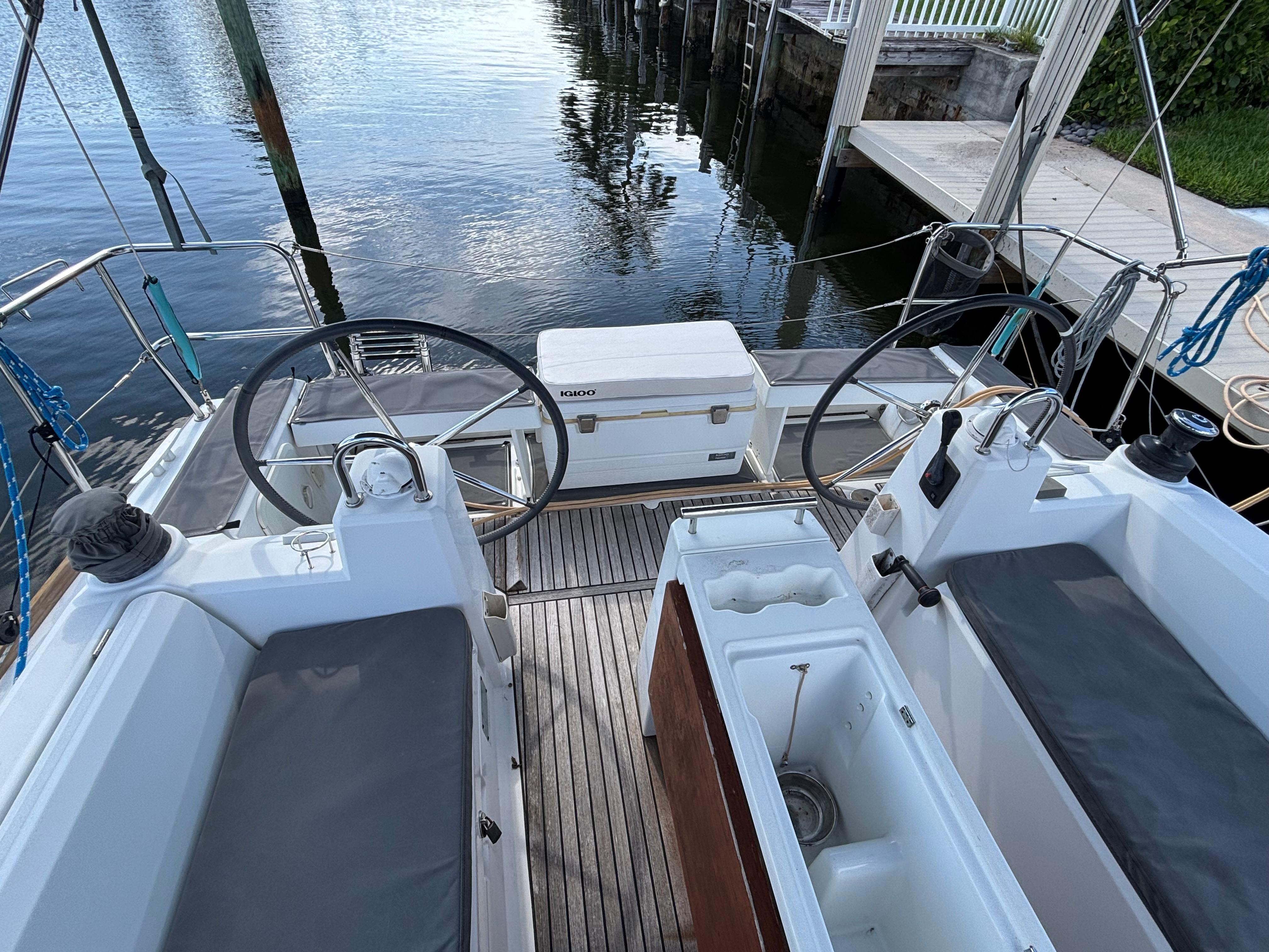 Yacht Photos Pics