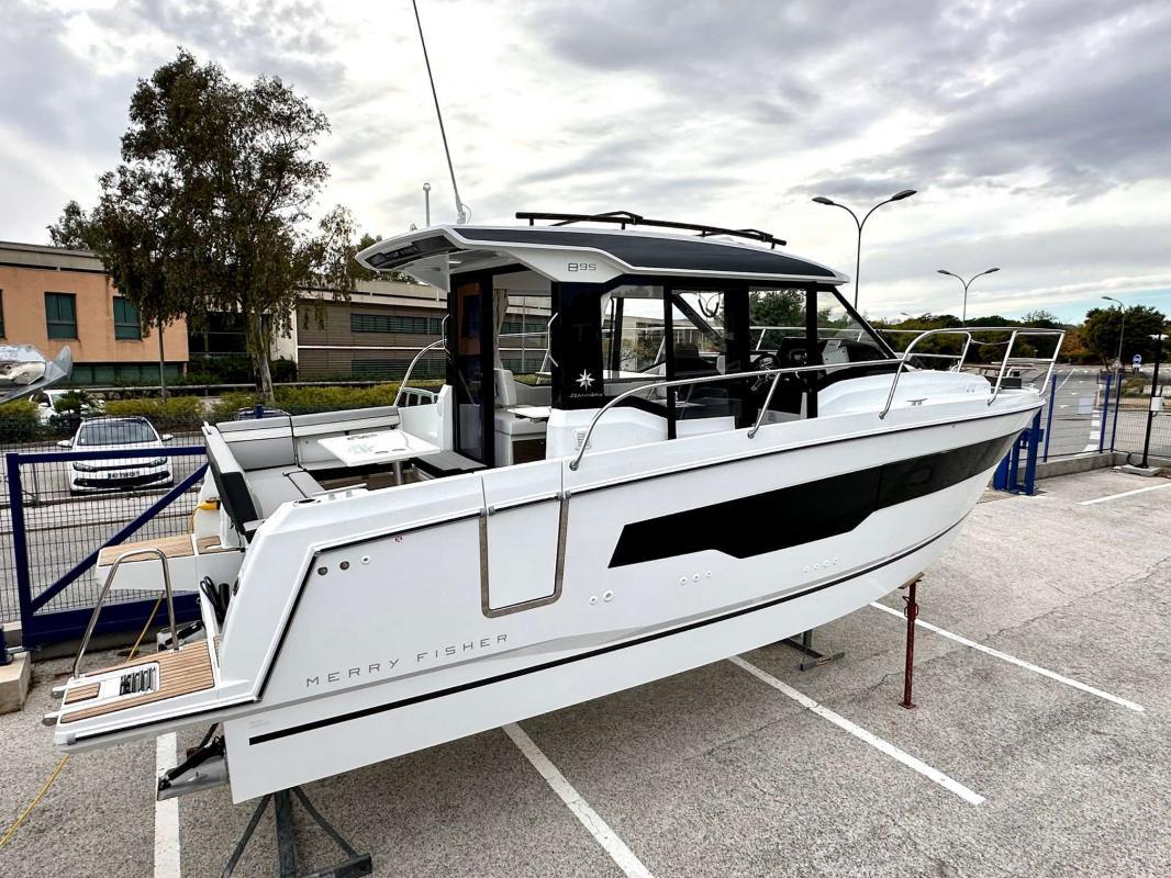 Jeanneau Merry Fisher 895