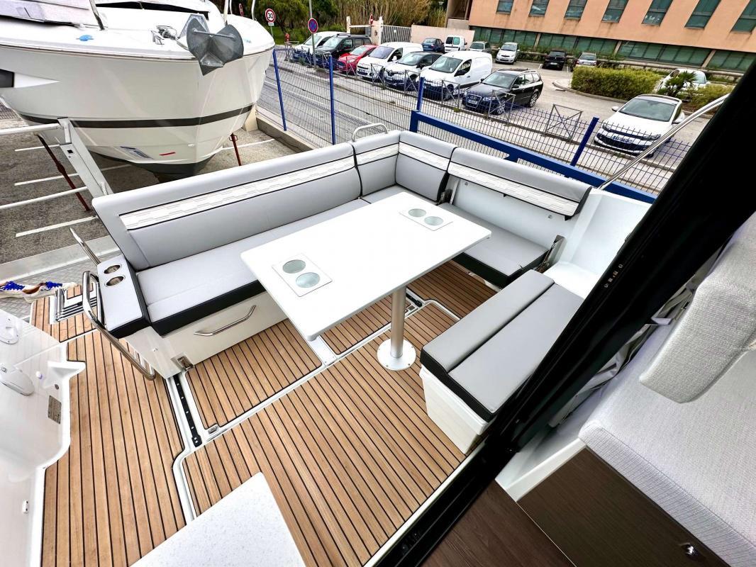 Jeanneau Merry Fisher 895