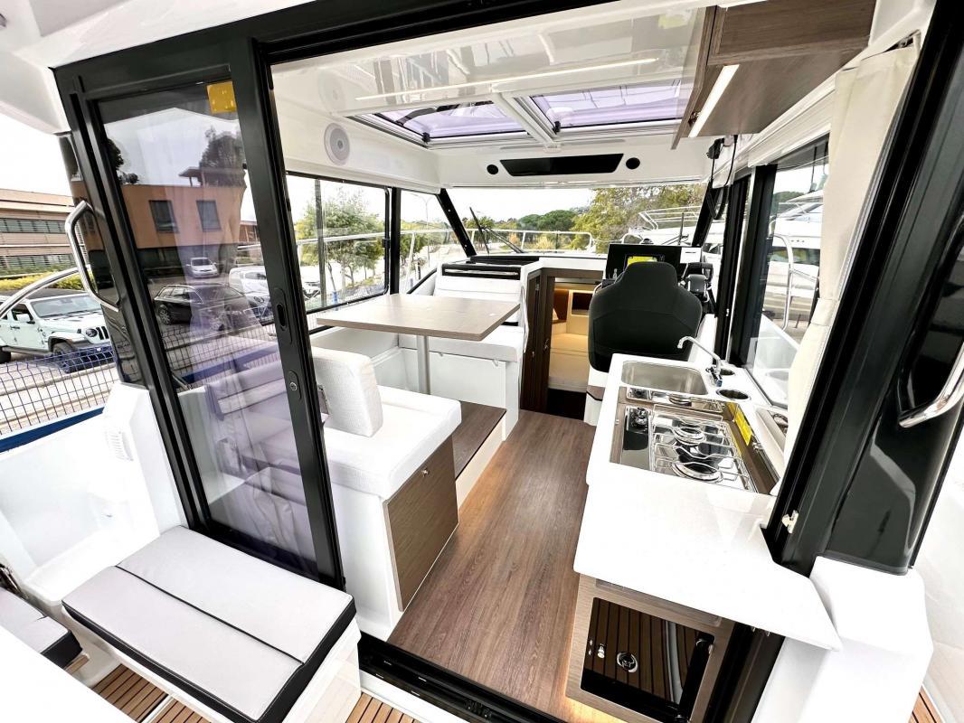 Jeanneau Merry Fisher 895